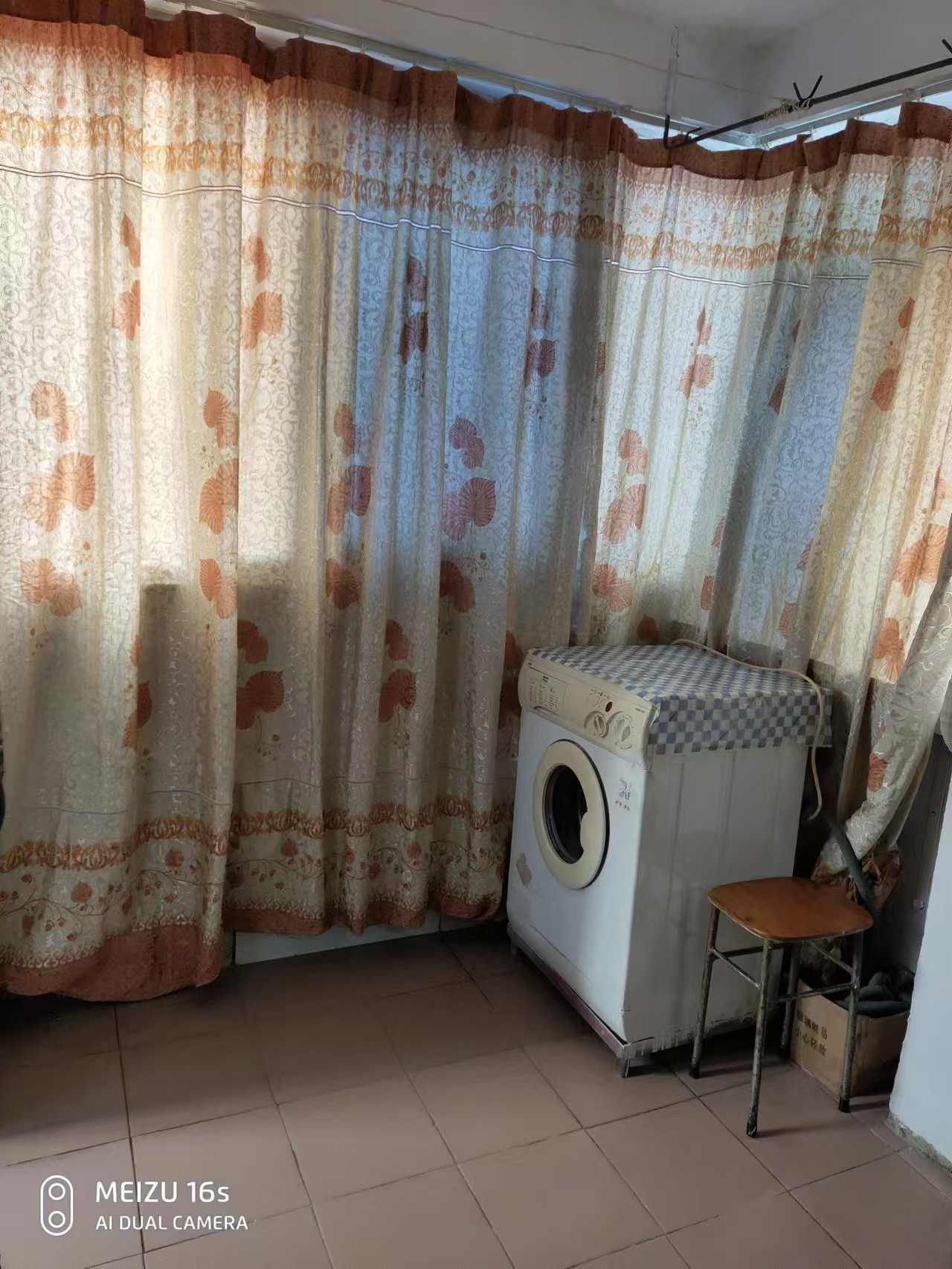 十字街小区 随时看房·