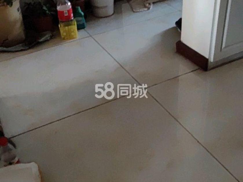 荣盛锦绣澜湾 随时看房·