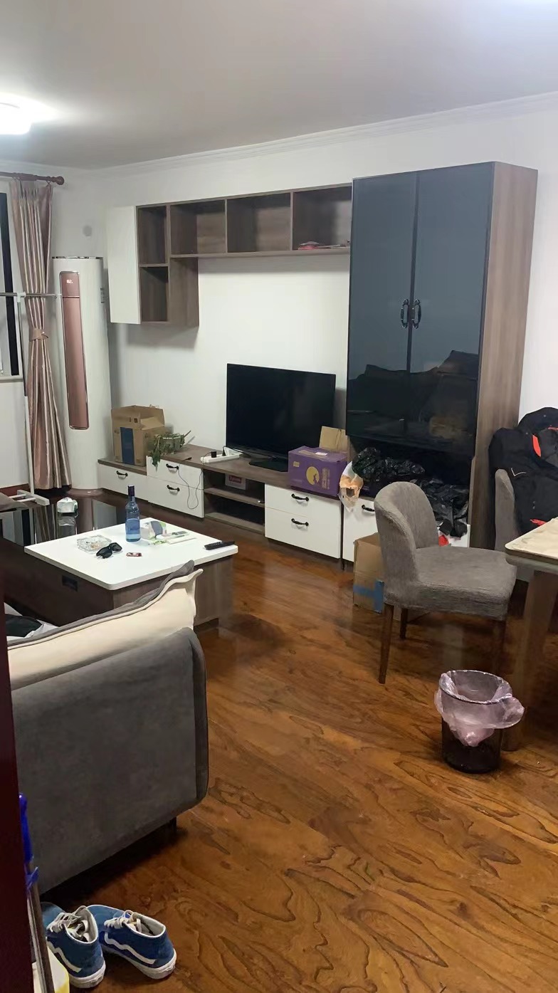 青荷里晨风园二期 3居室 5800元/月
