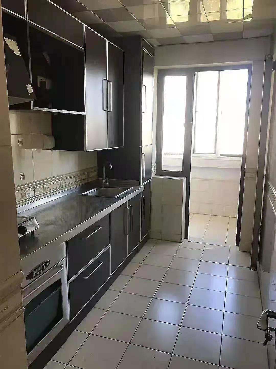 亚运村安慧里二区5号楼主卧 随时看房·