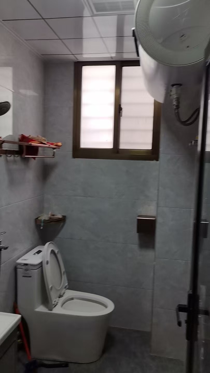自建房子 随时看房·