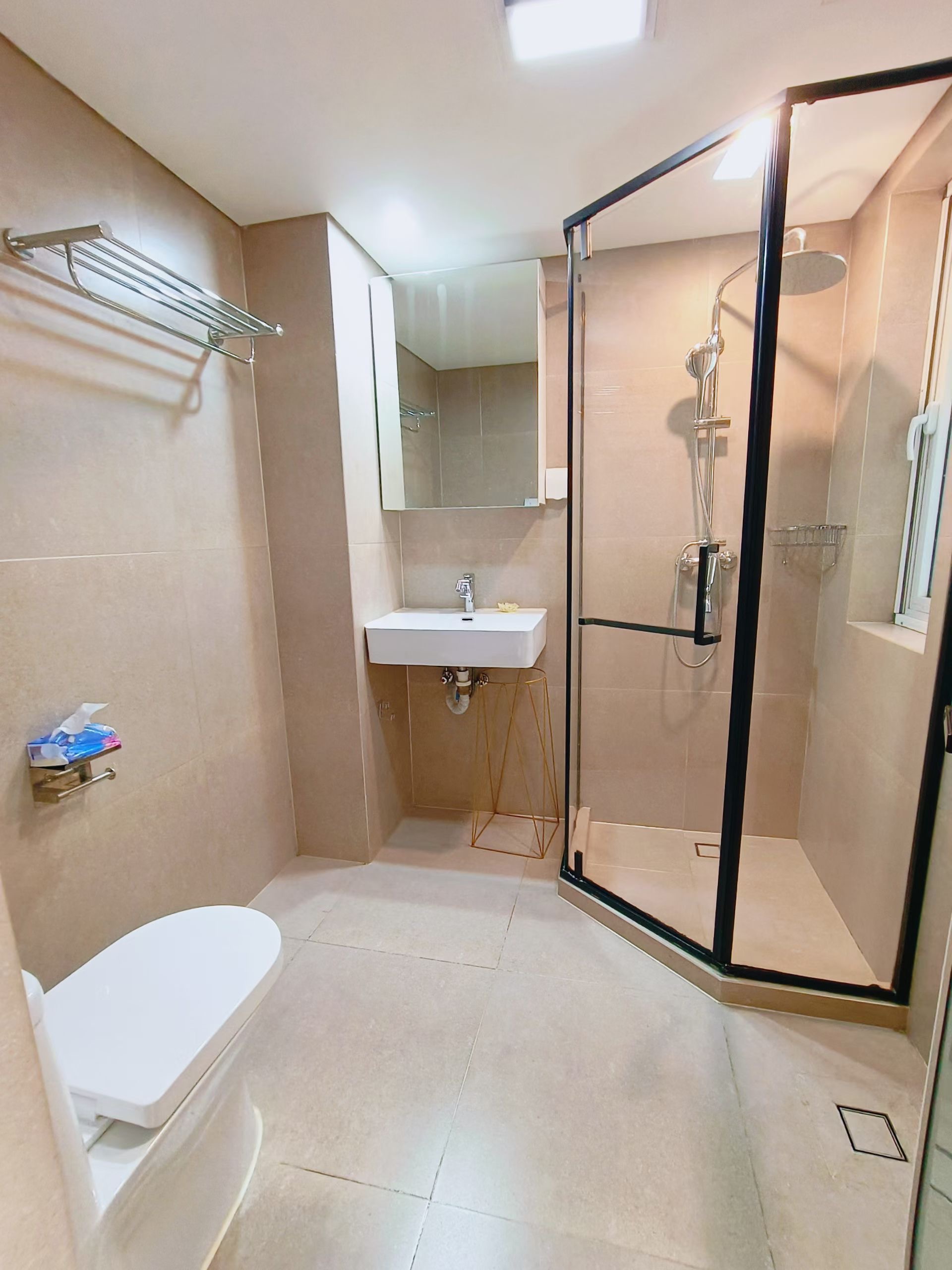 爱博三村 随时看房·