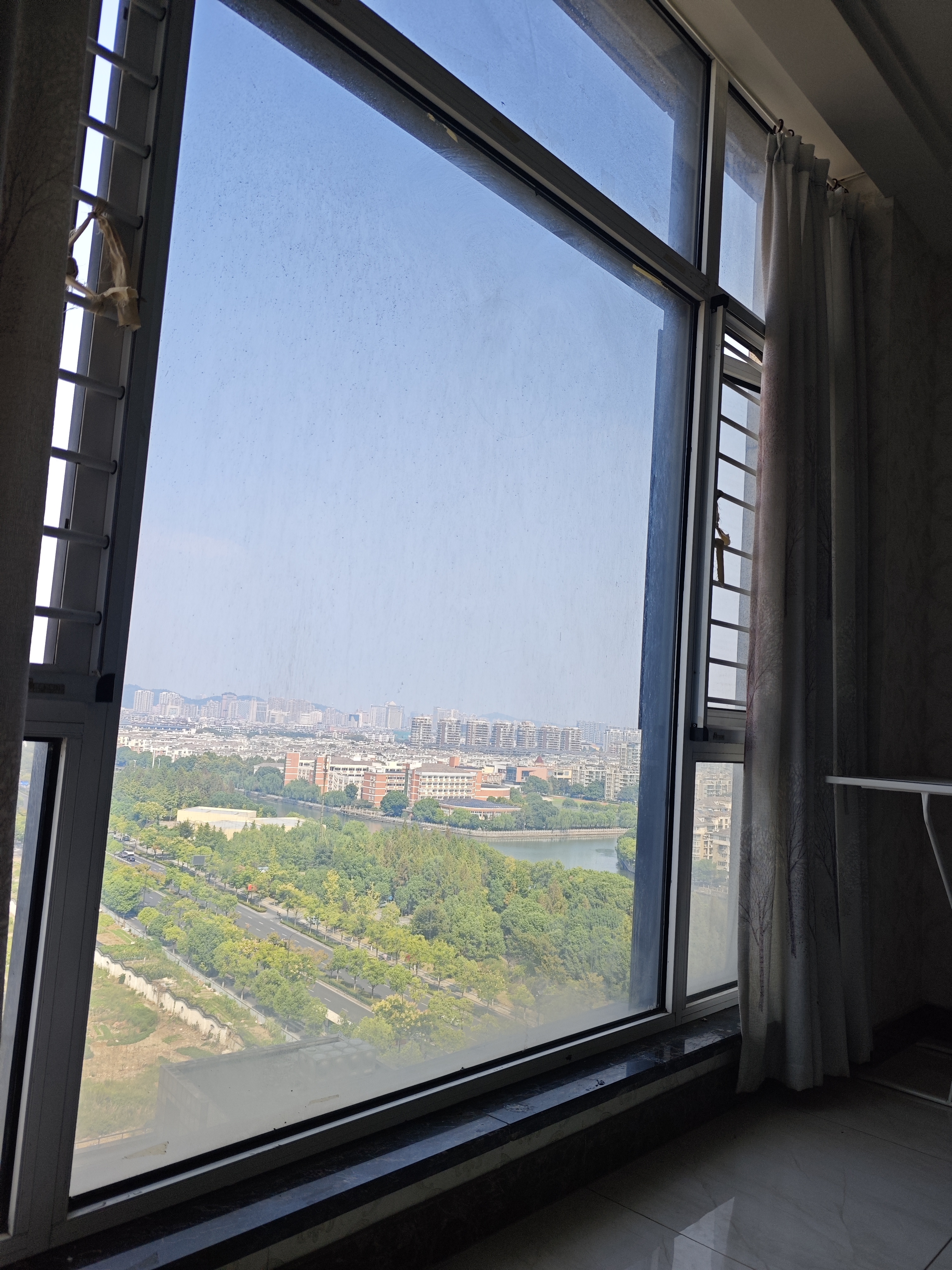 绿都南江商业中心 随时看房·