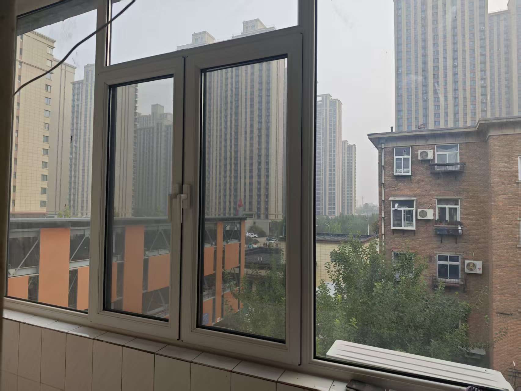 天鹅小区 随时看房·