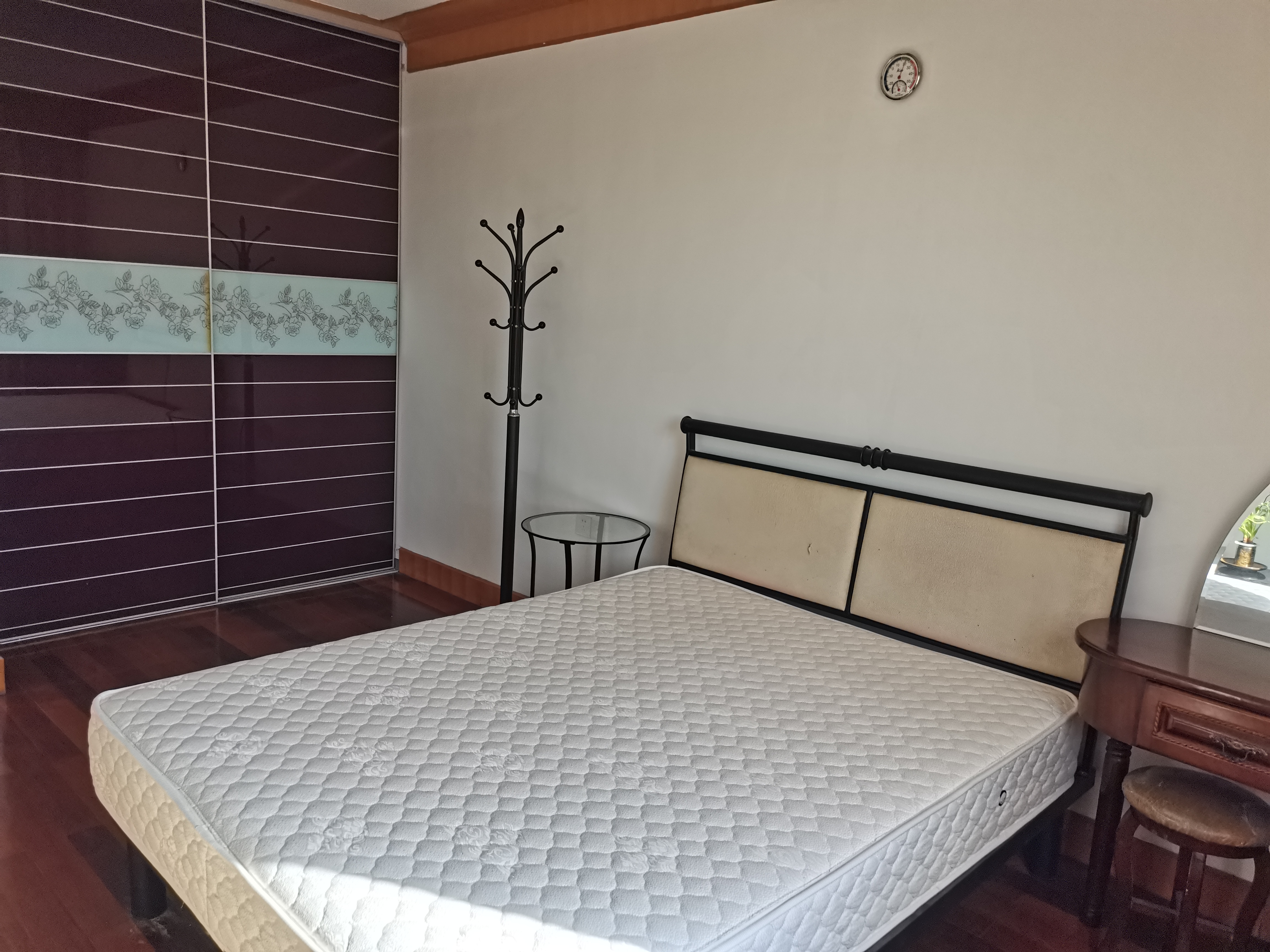 振鑫花苑一期 3居室 1800元/月