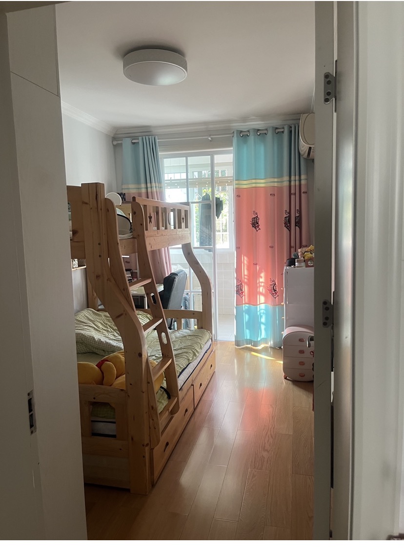 淞泽家园三区 随时看房·