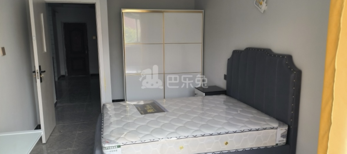 绿川小区西区 随时看房·