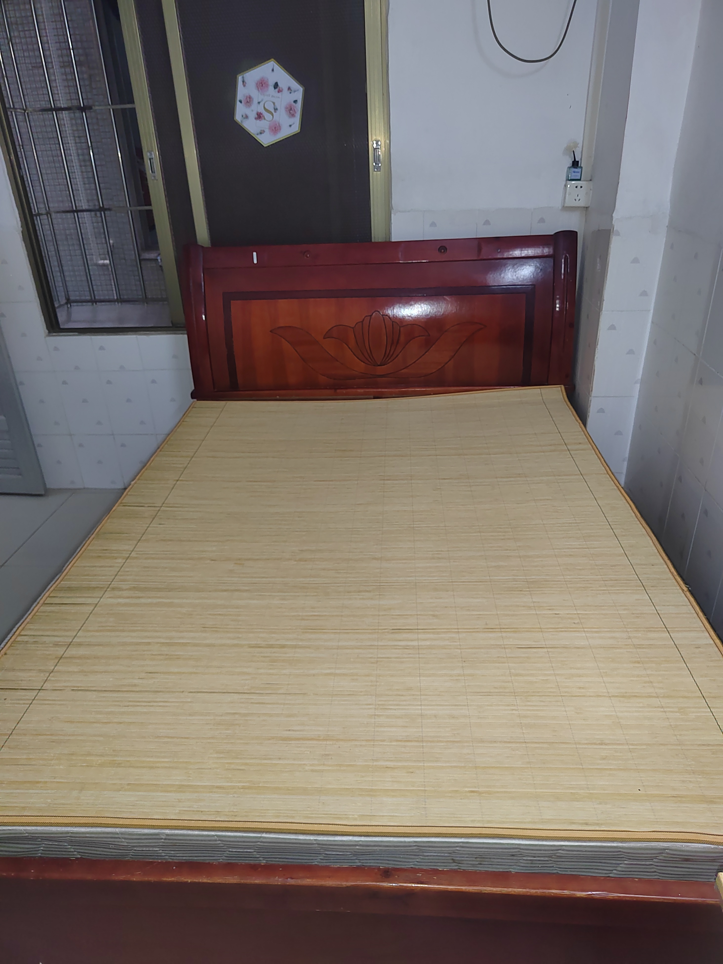 上麦村中街一巷三号 1居室 550元/月