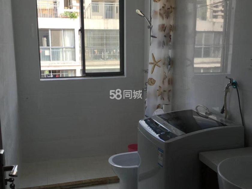 新湖苑小区 随时看房·