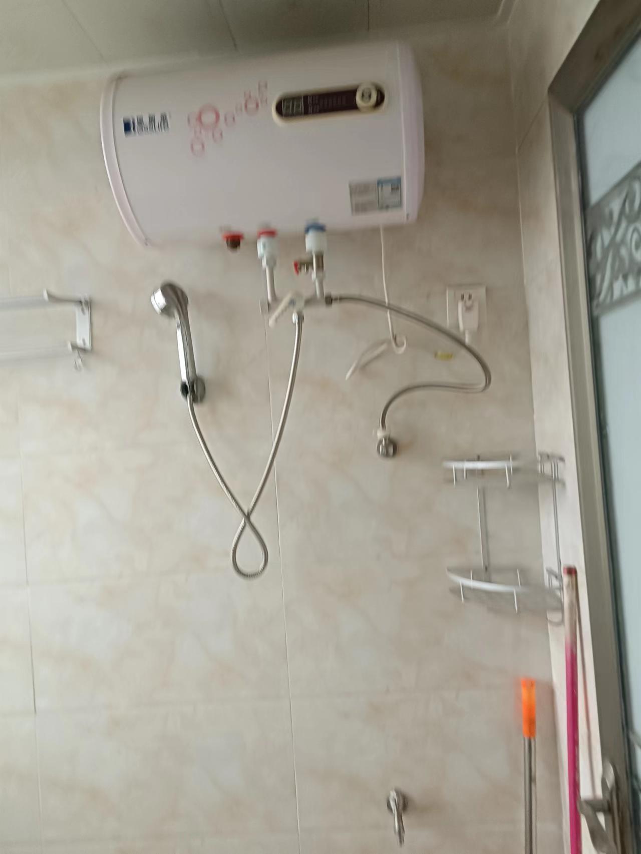 辉盈公寓 随时看房·