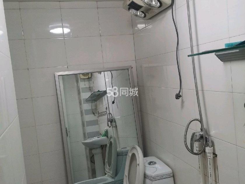 万嘉小区 随时看房·