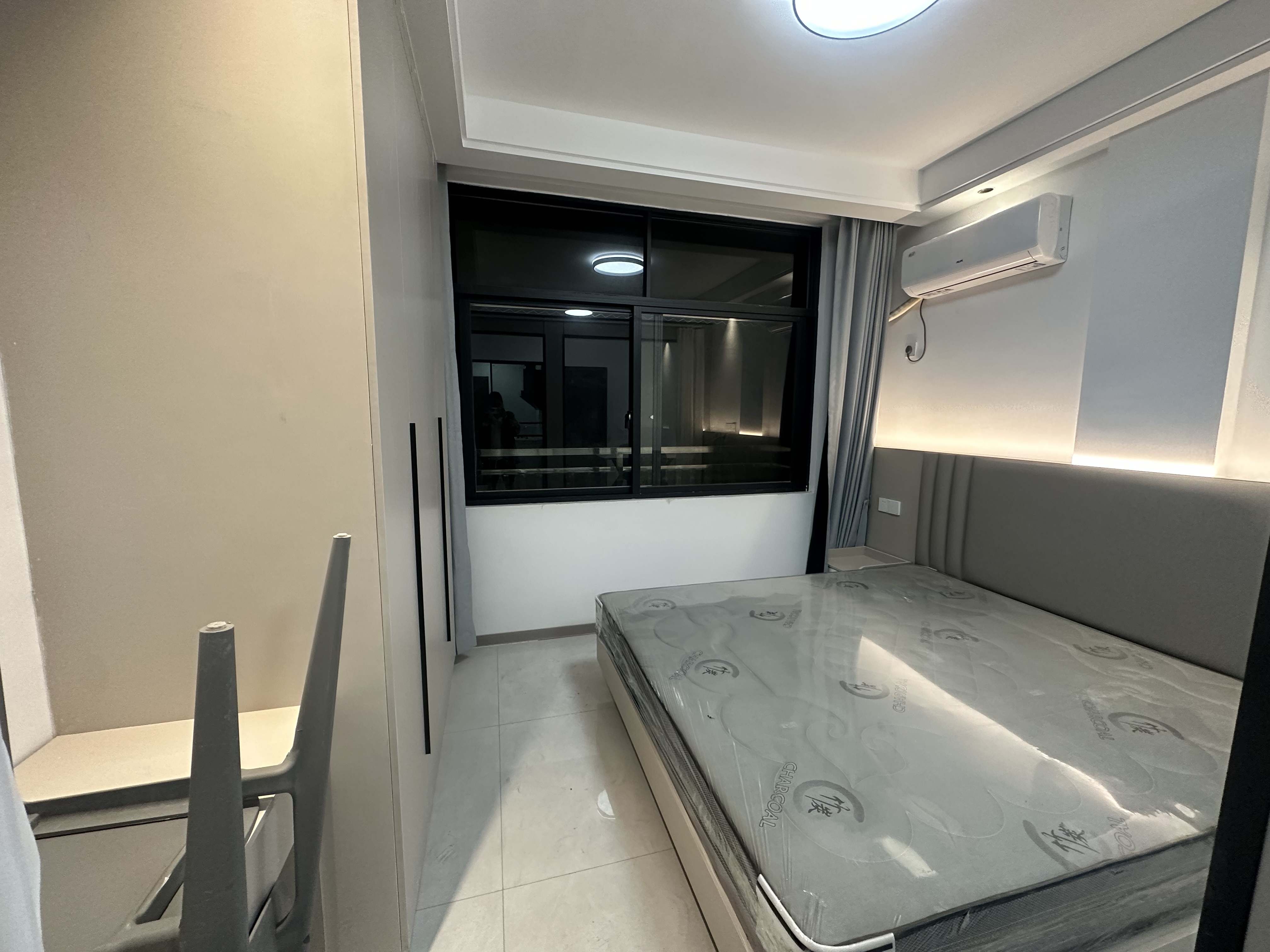 荷花小区 随时看房·