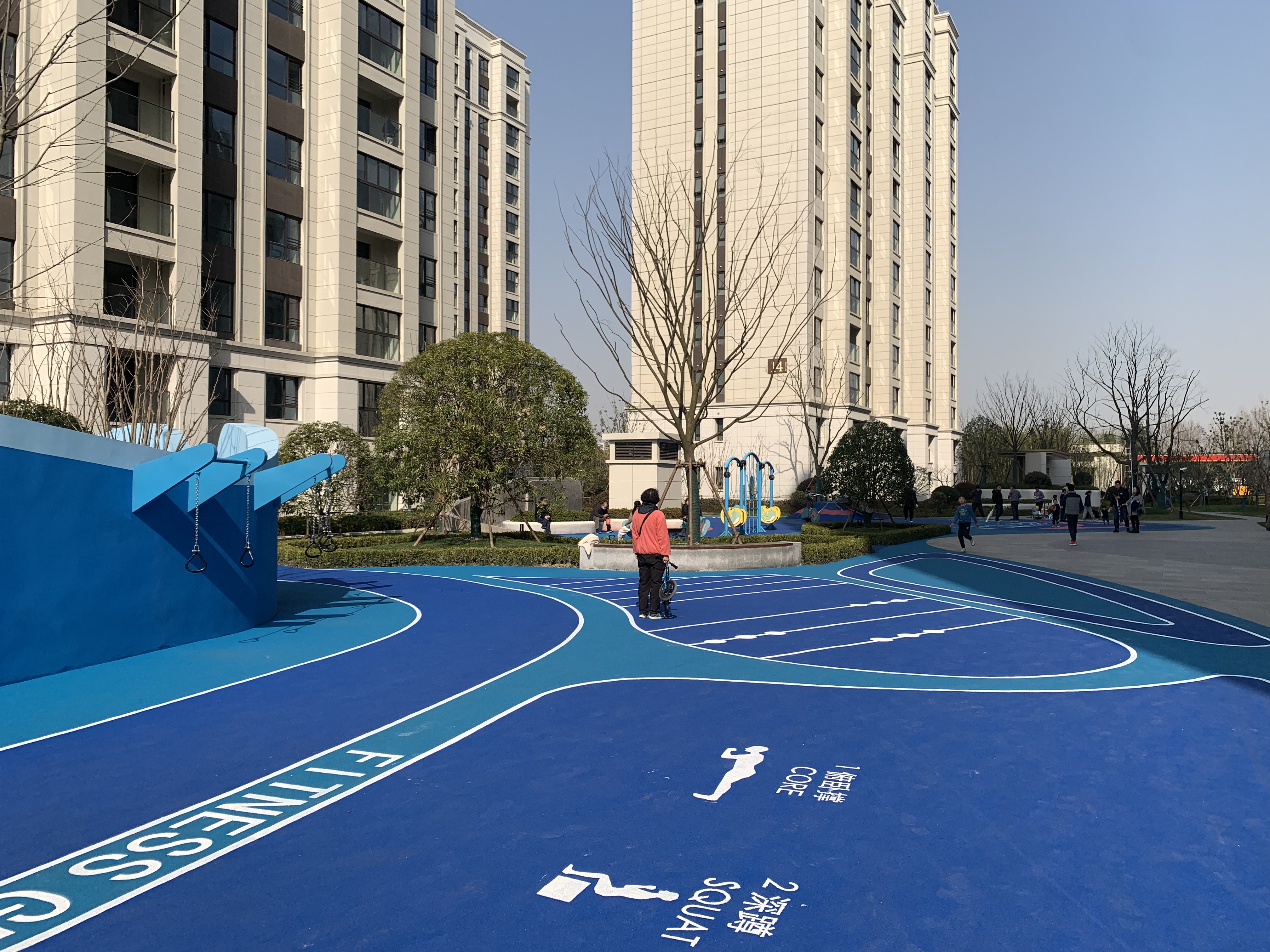 大华朗香公园里 随时看房·