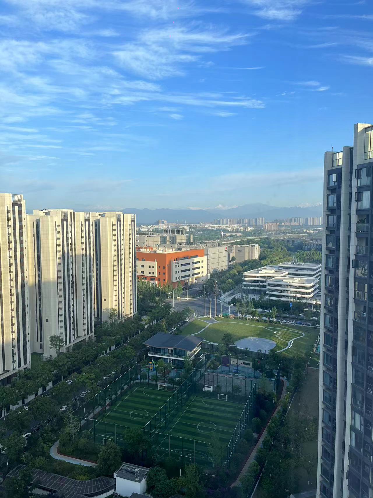 朗悦府 随时看房·