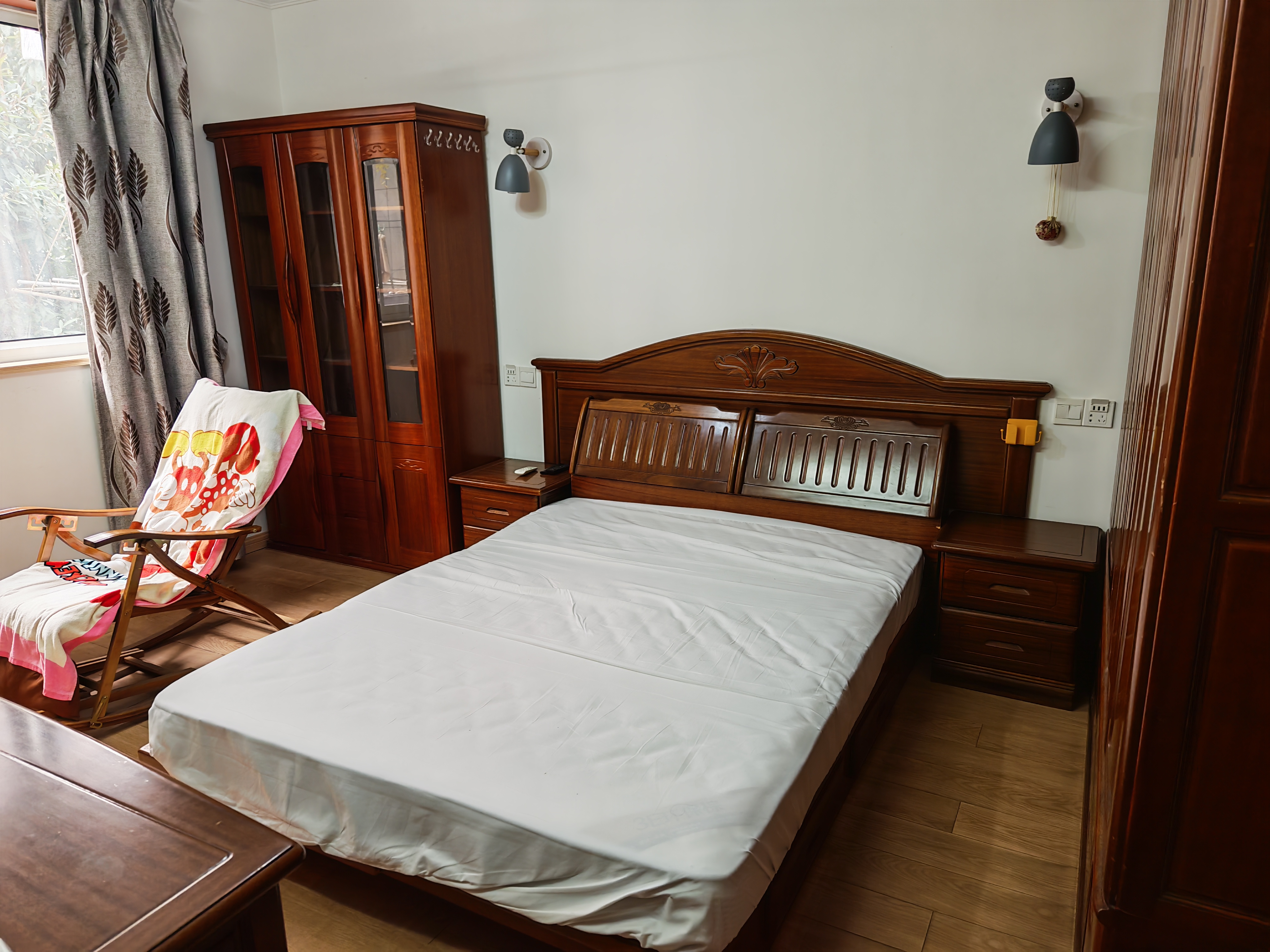 长宁路396弄 随时看房·