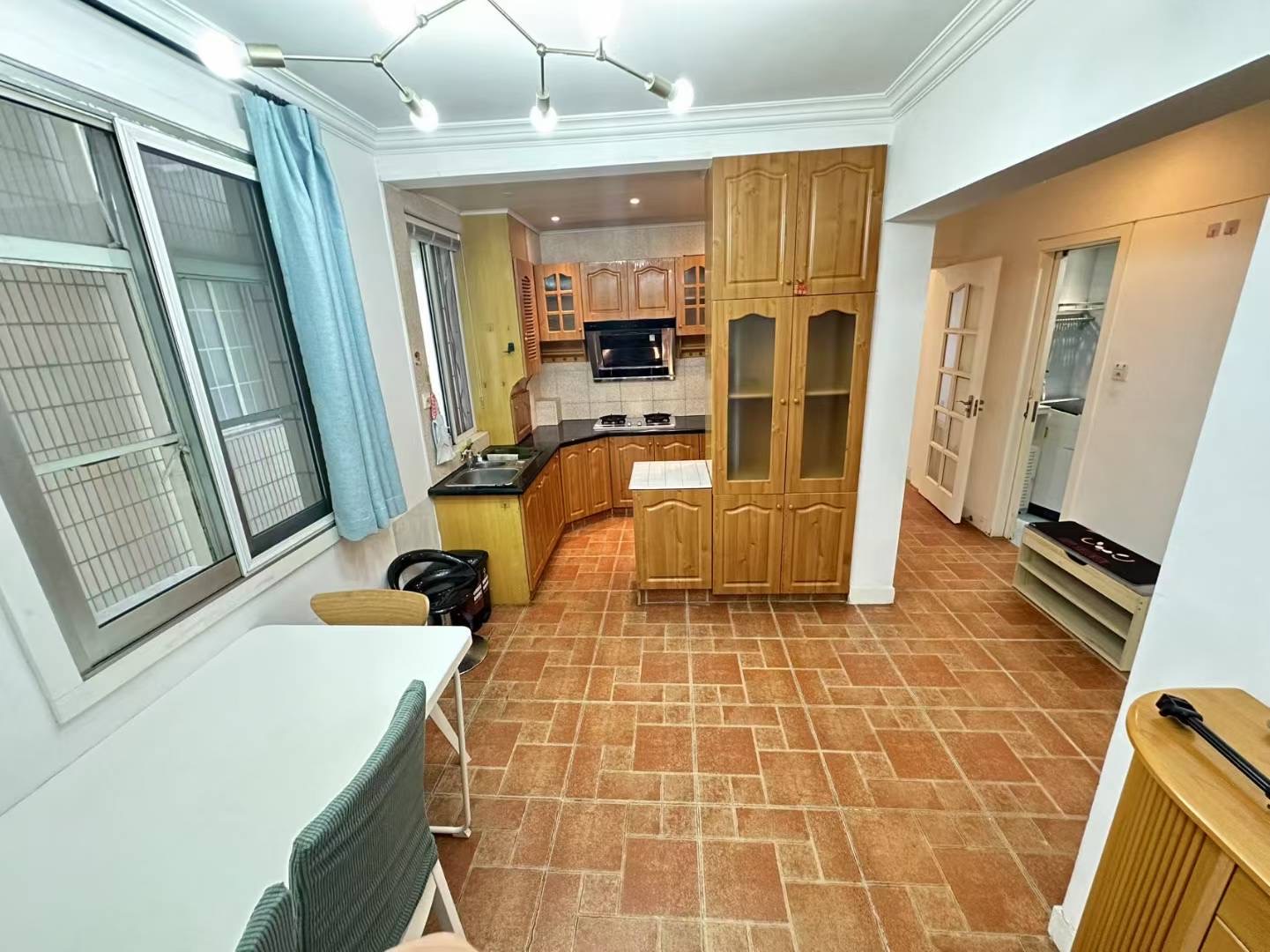 华山花苑 随时看房·