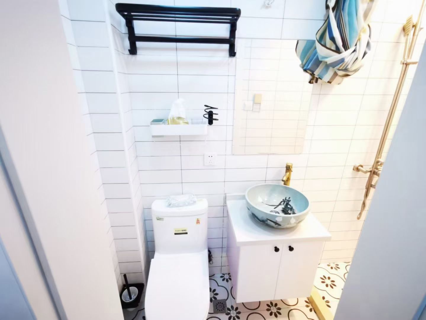 华馨小区 随时看房·