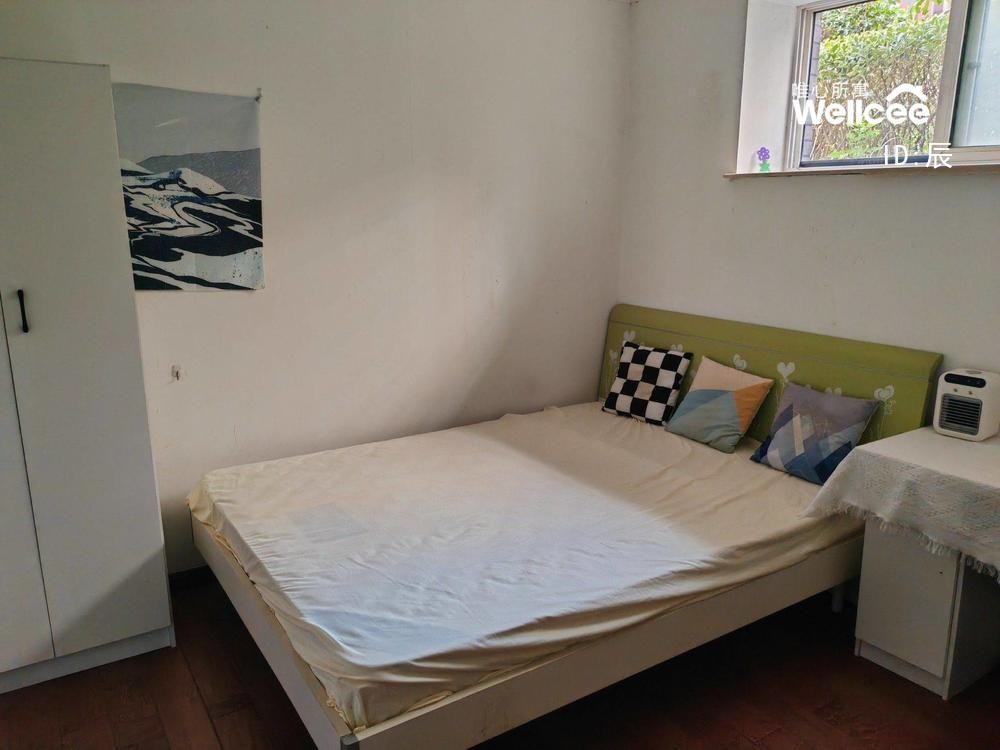 山水名园四期 1居室 850元/月