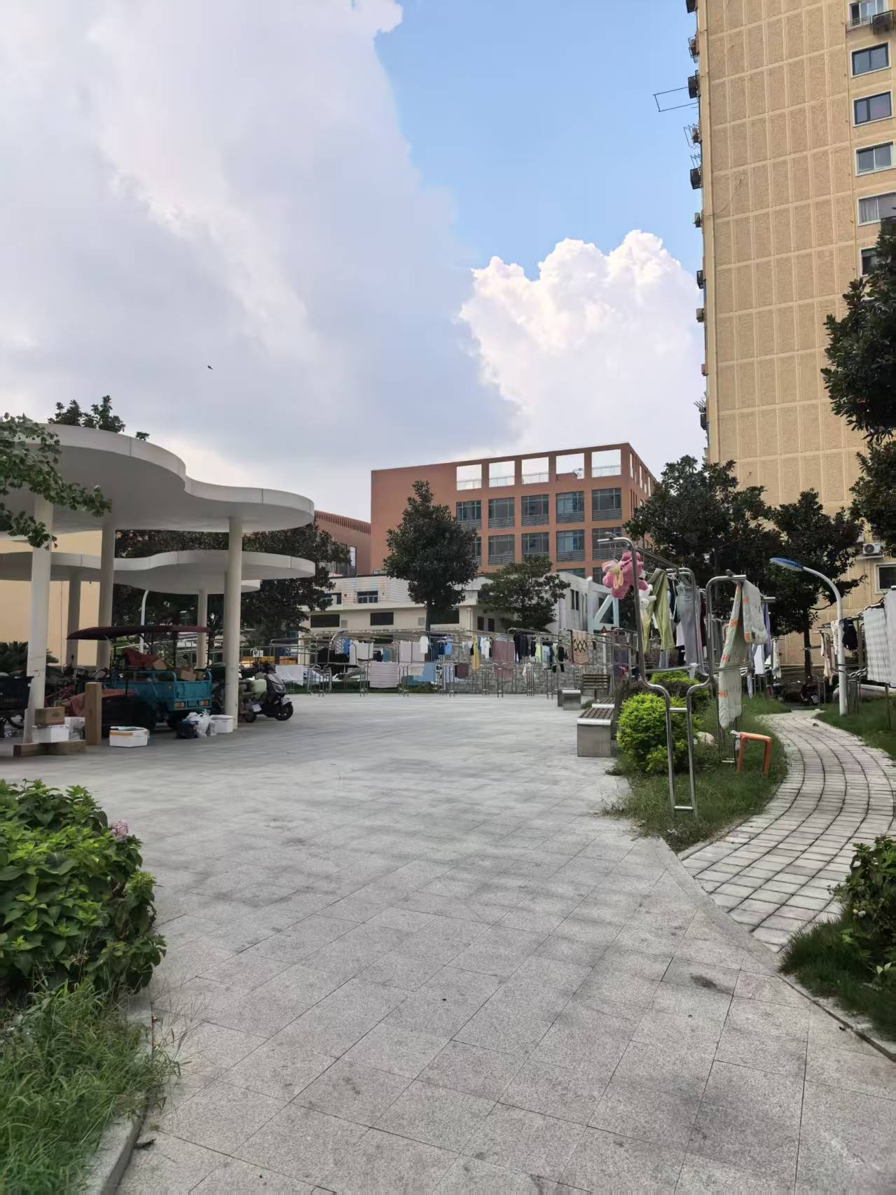 东欣小区 随时看房·