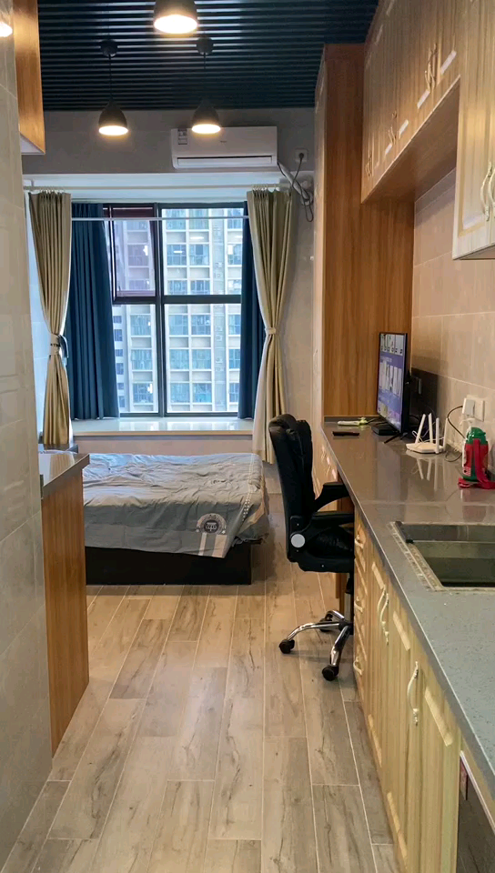 青春汇公寓 随时看房·