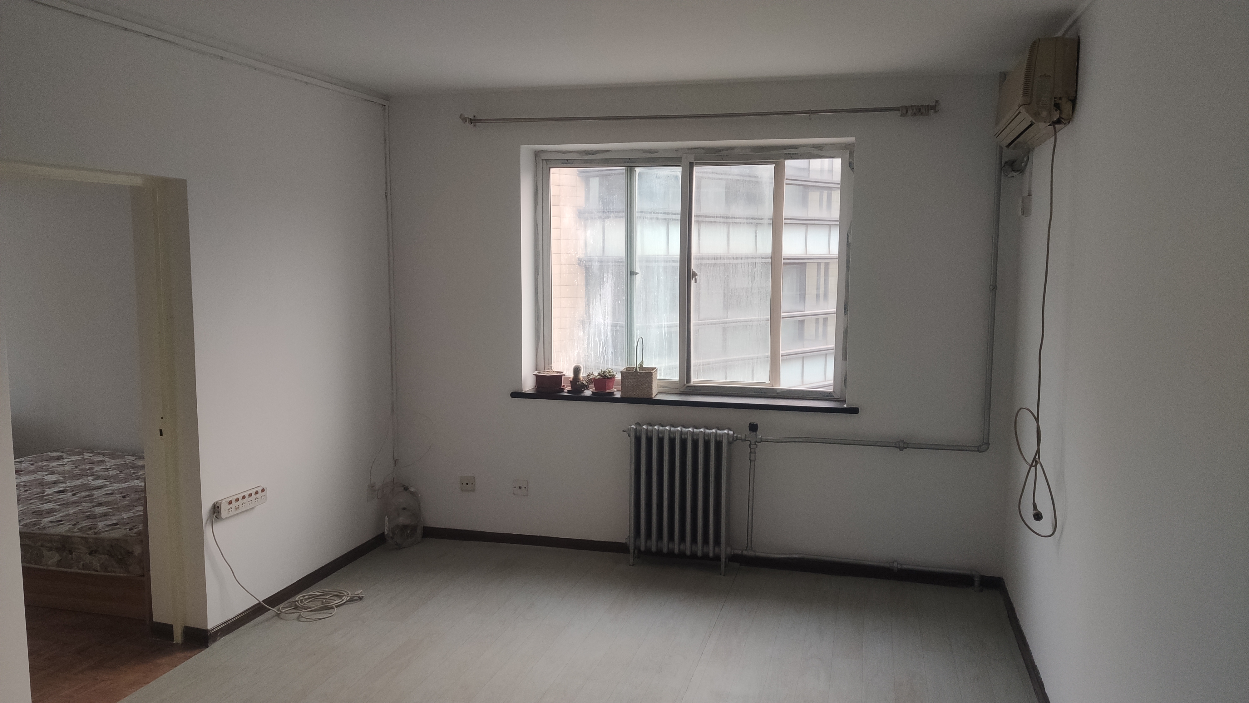 圆明园西路三号院农大西区紫苑）
