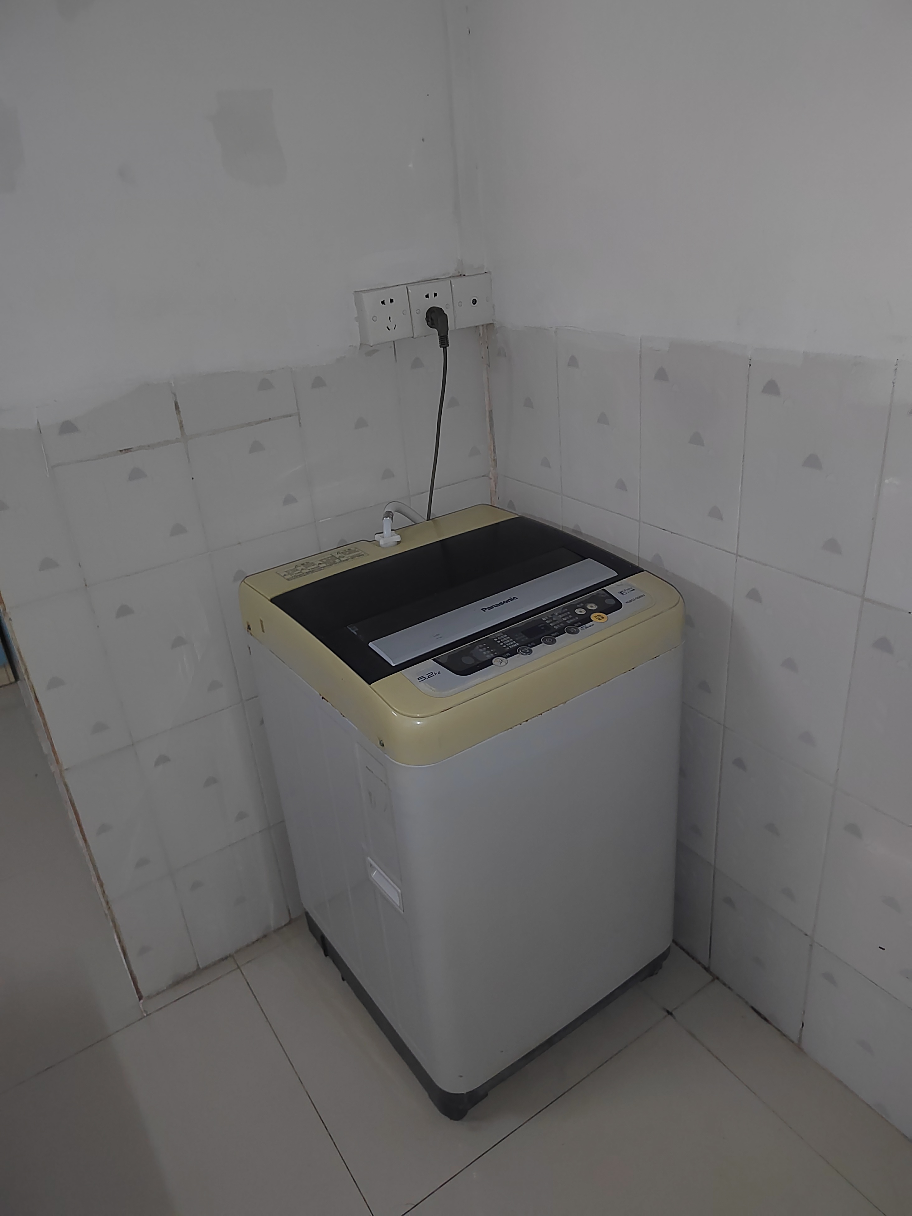上麦村中街一巷三号 随时看房·