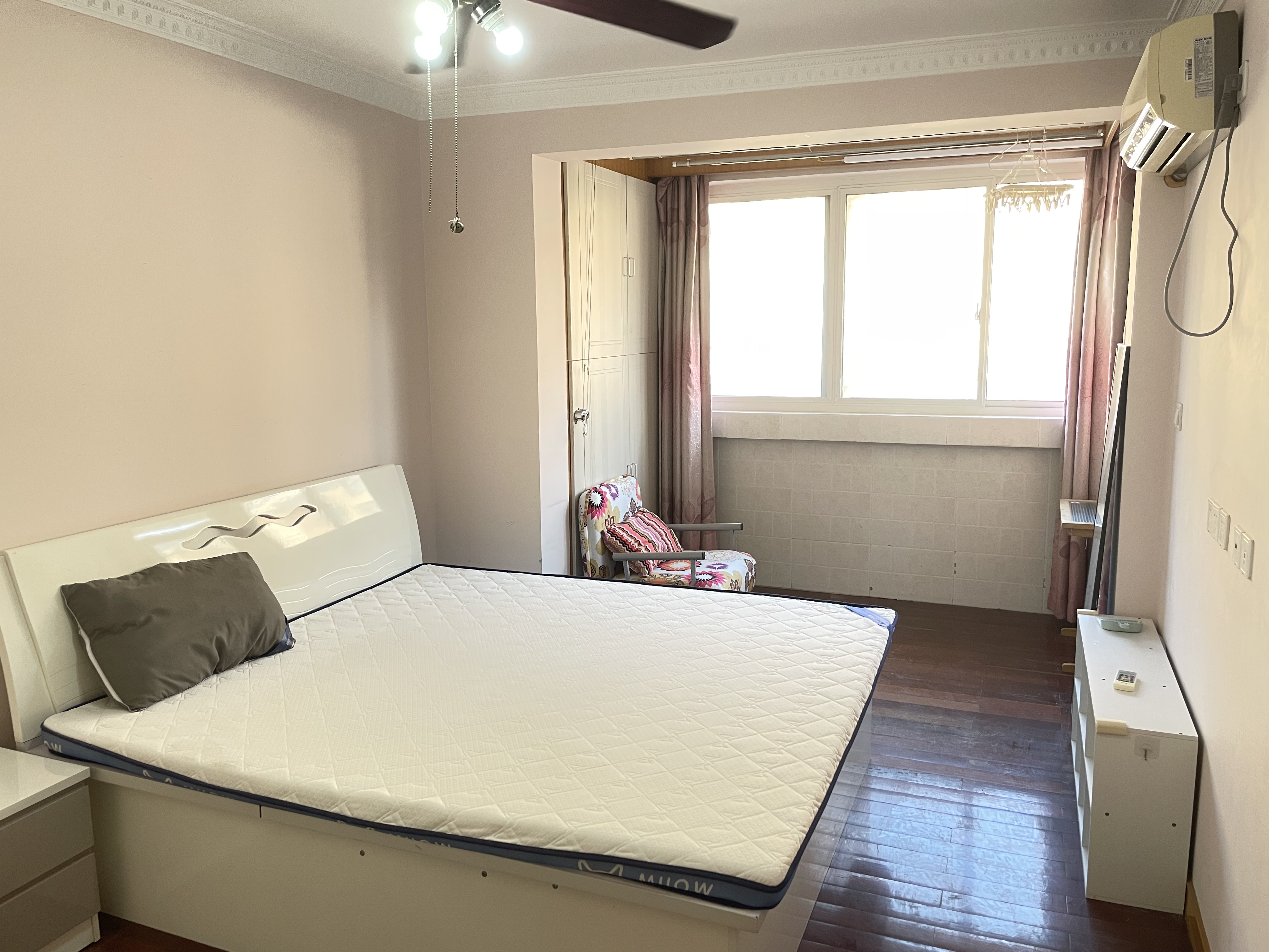 黄山二村 2居室 5400元/月