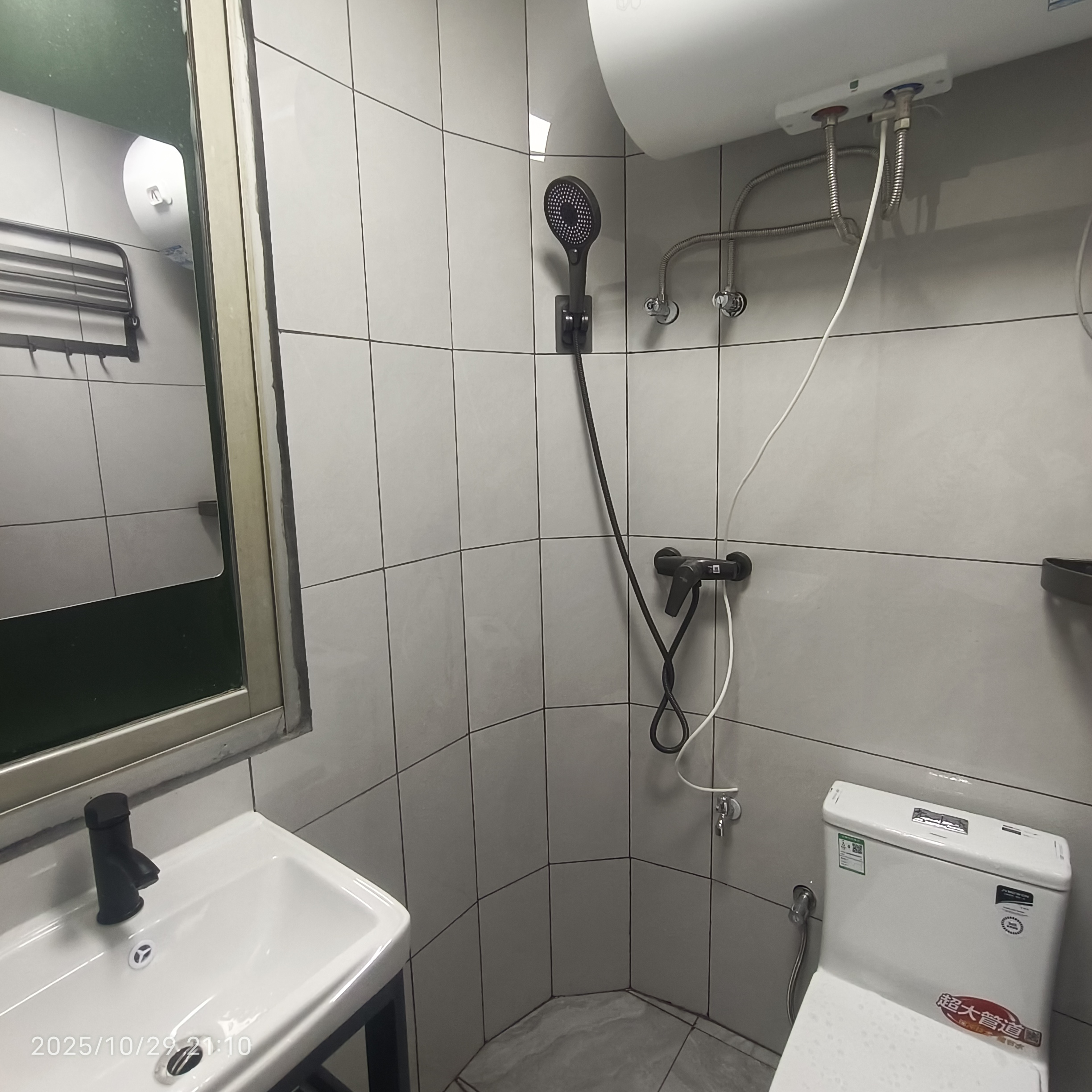 南里村 随时看房·