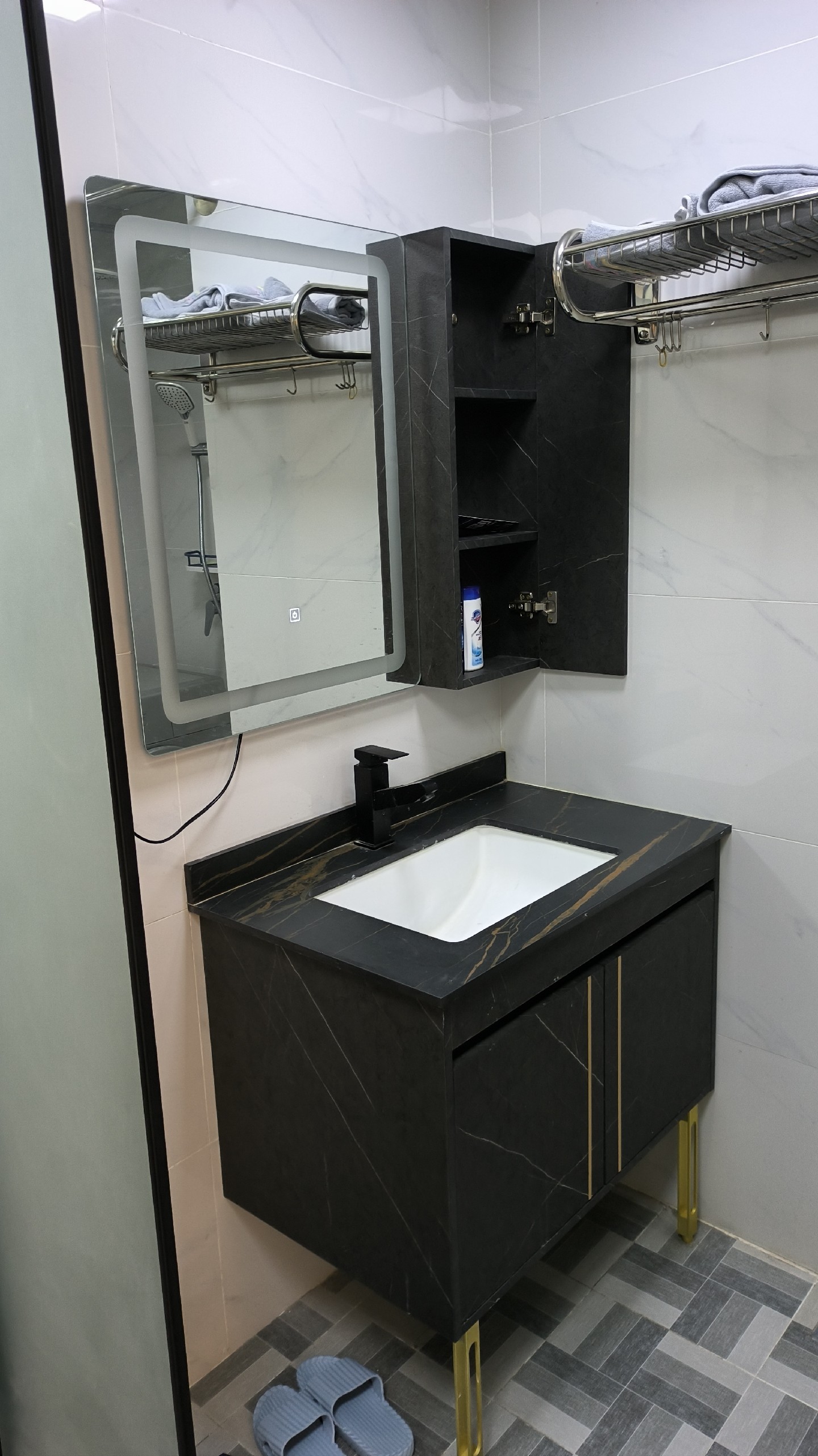 申华大厦B2608 随时看房·