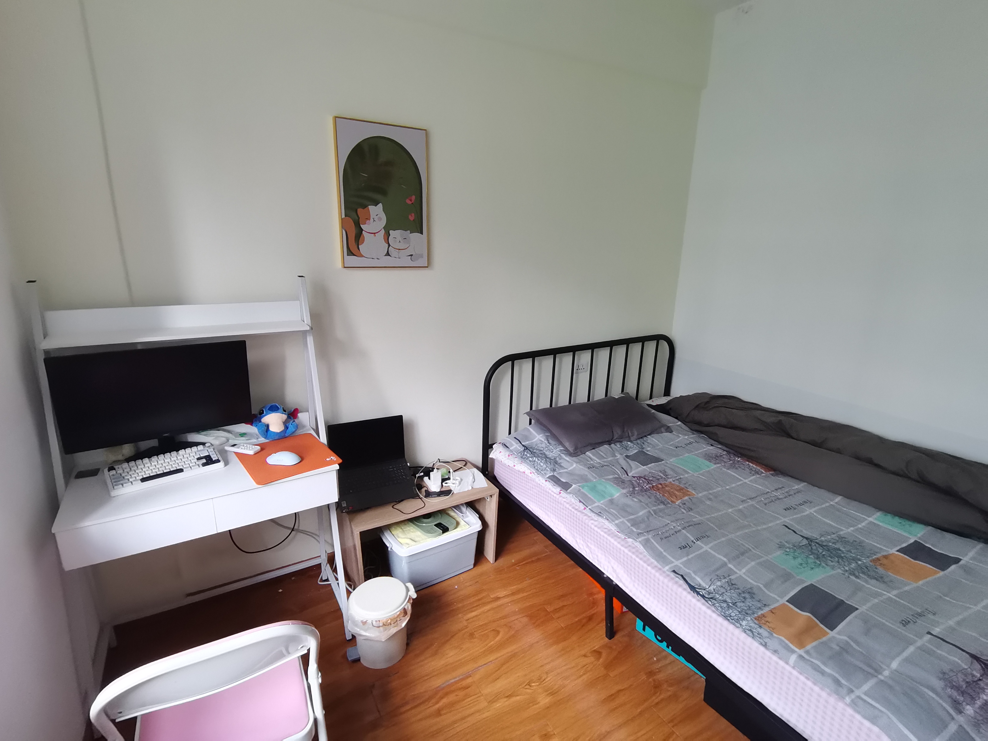 南湖景苑 1居室 900元/月