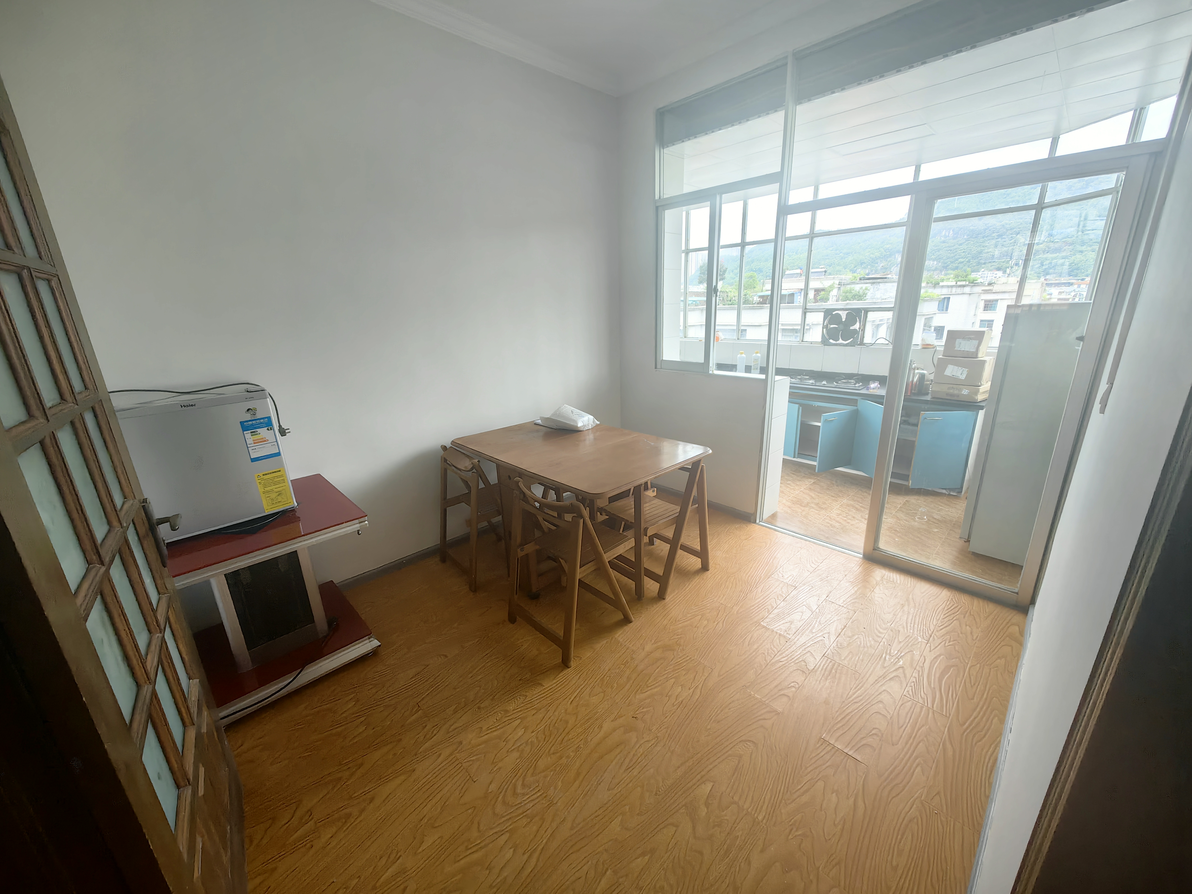 川心小区齐心西路财政局家属楼 随时看房·