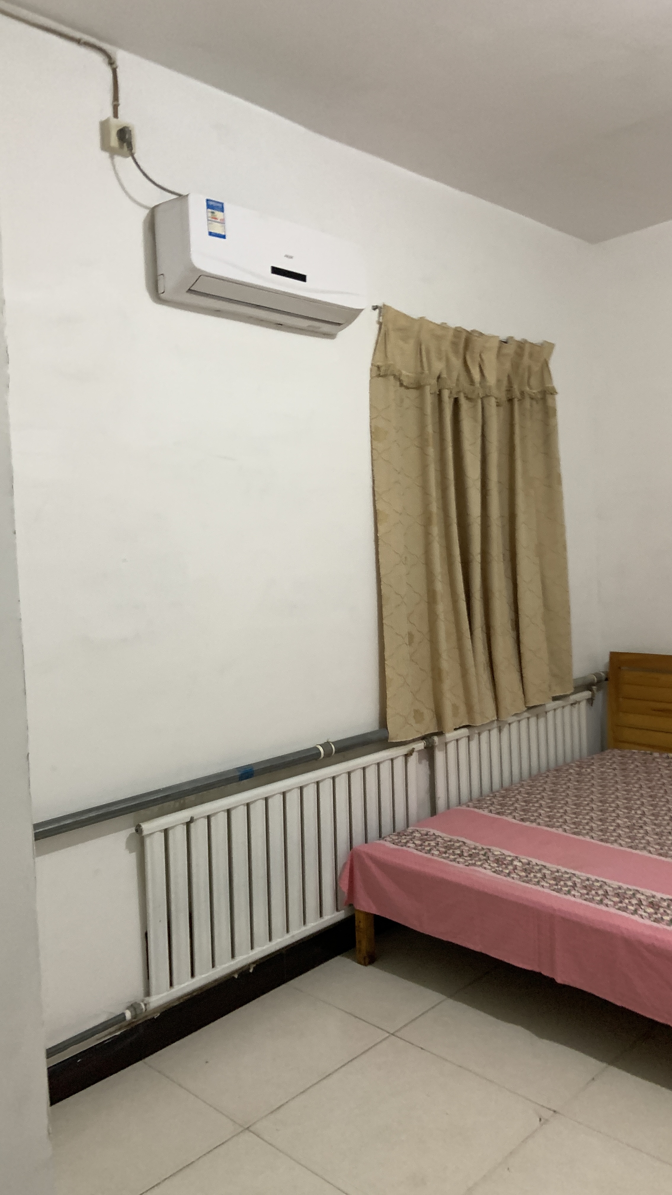 东三旗 1居室 1000元/月