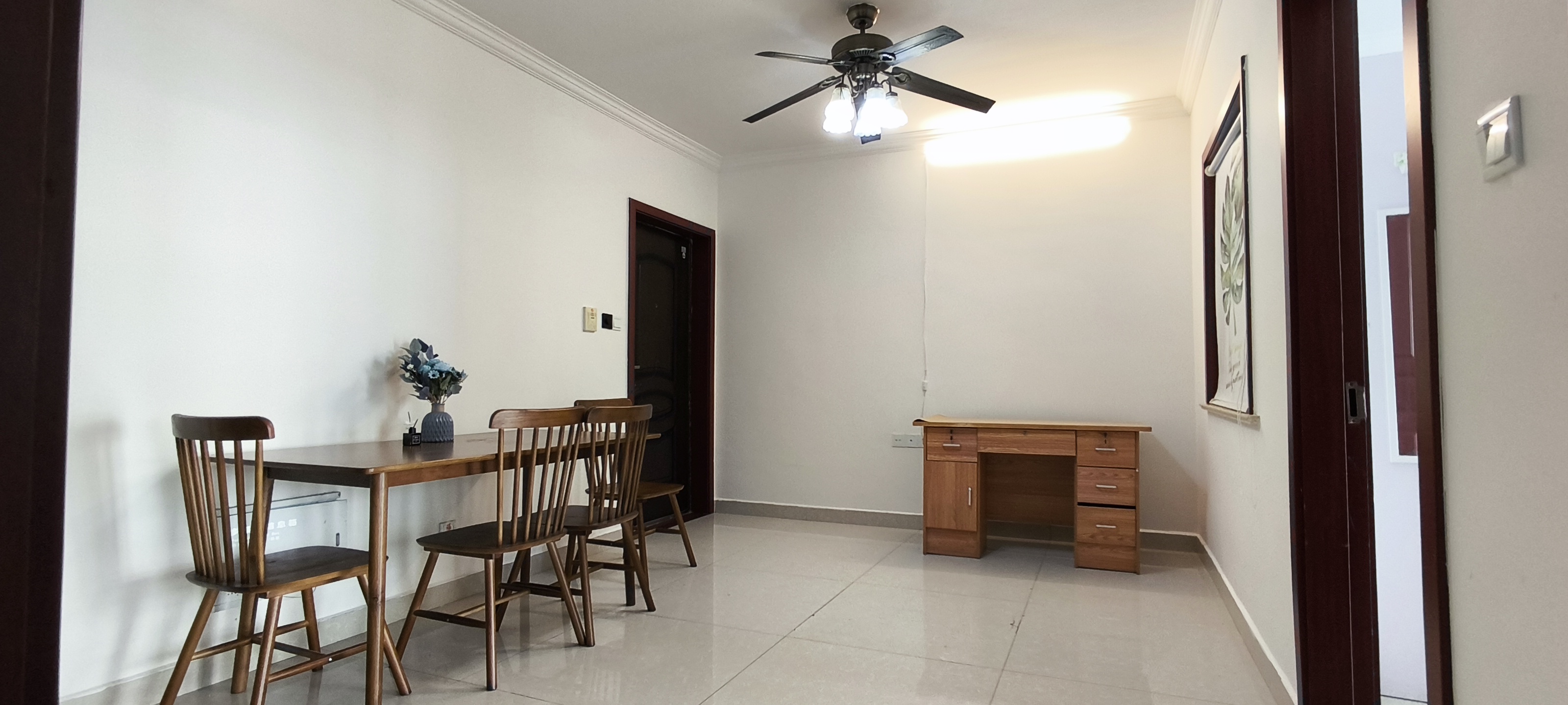 泰馨家园 2居室 3650元/月