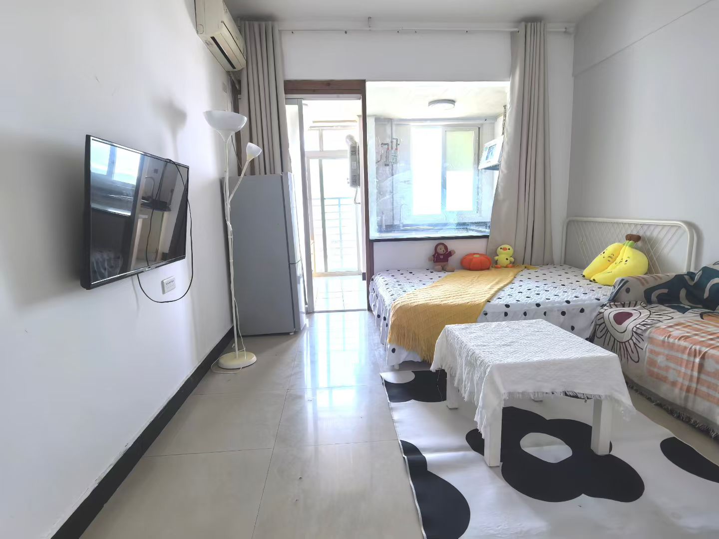西部建材城公寓楼 1居室 1350元/月