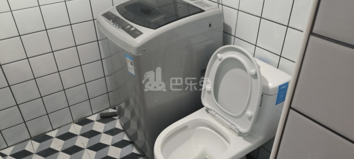 绿川小区西区 随时看房·