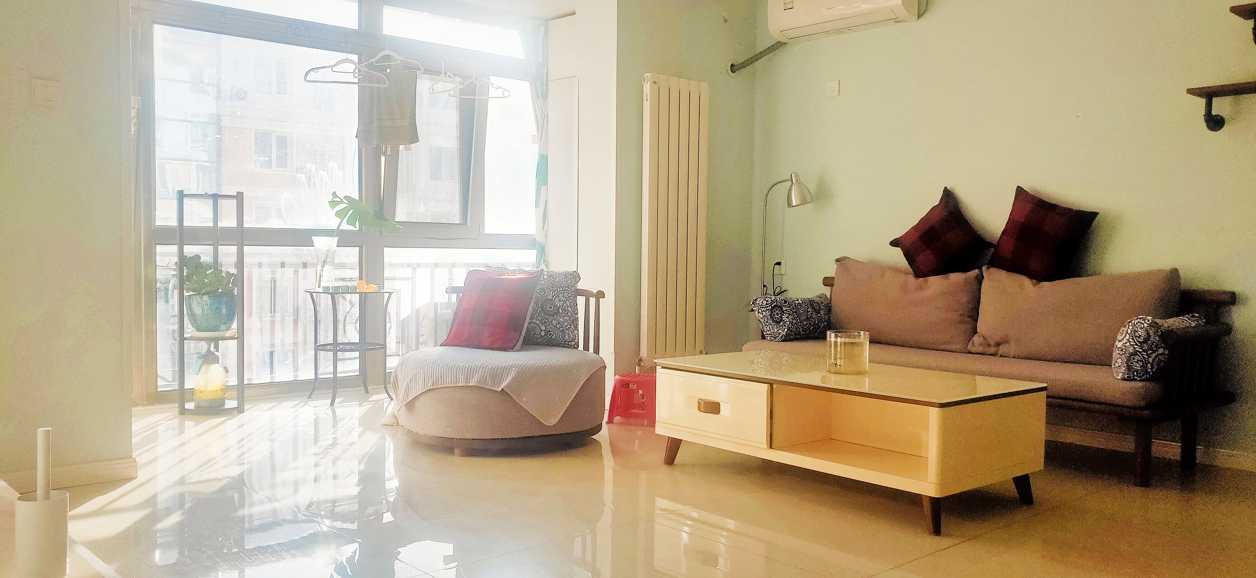 紫南家园 2居室 7200元/月