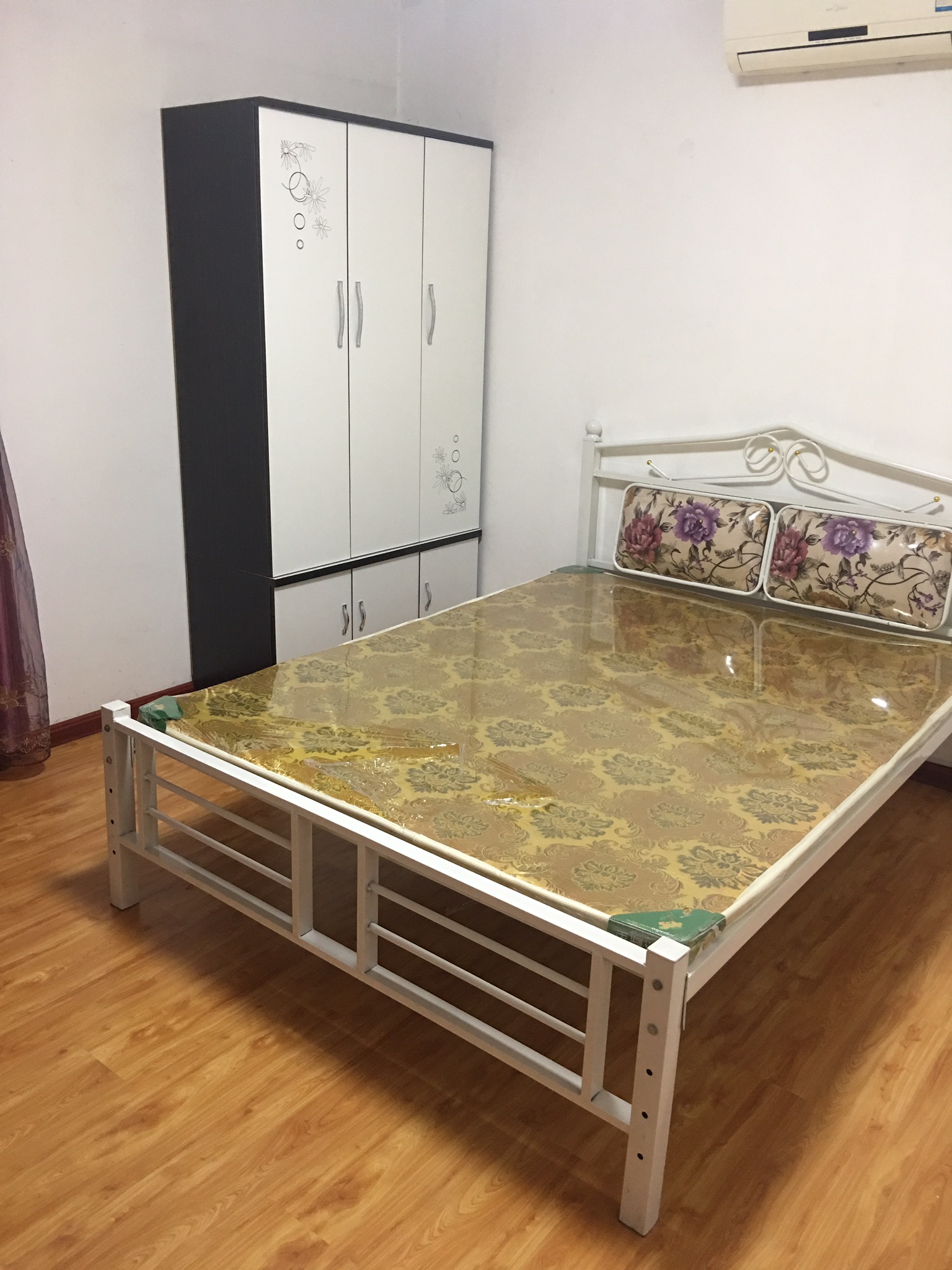 康宁里小区 随时看房·