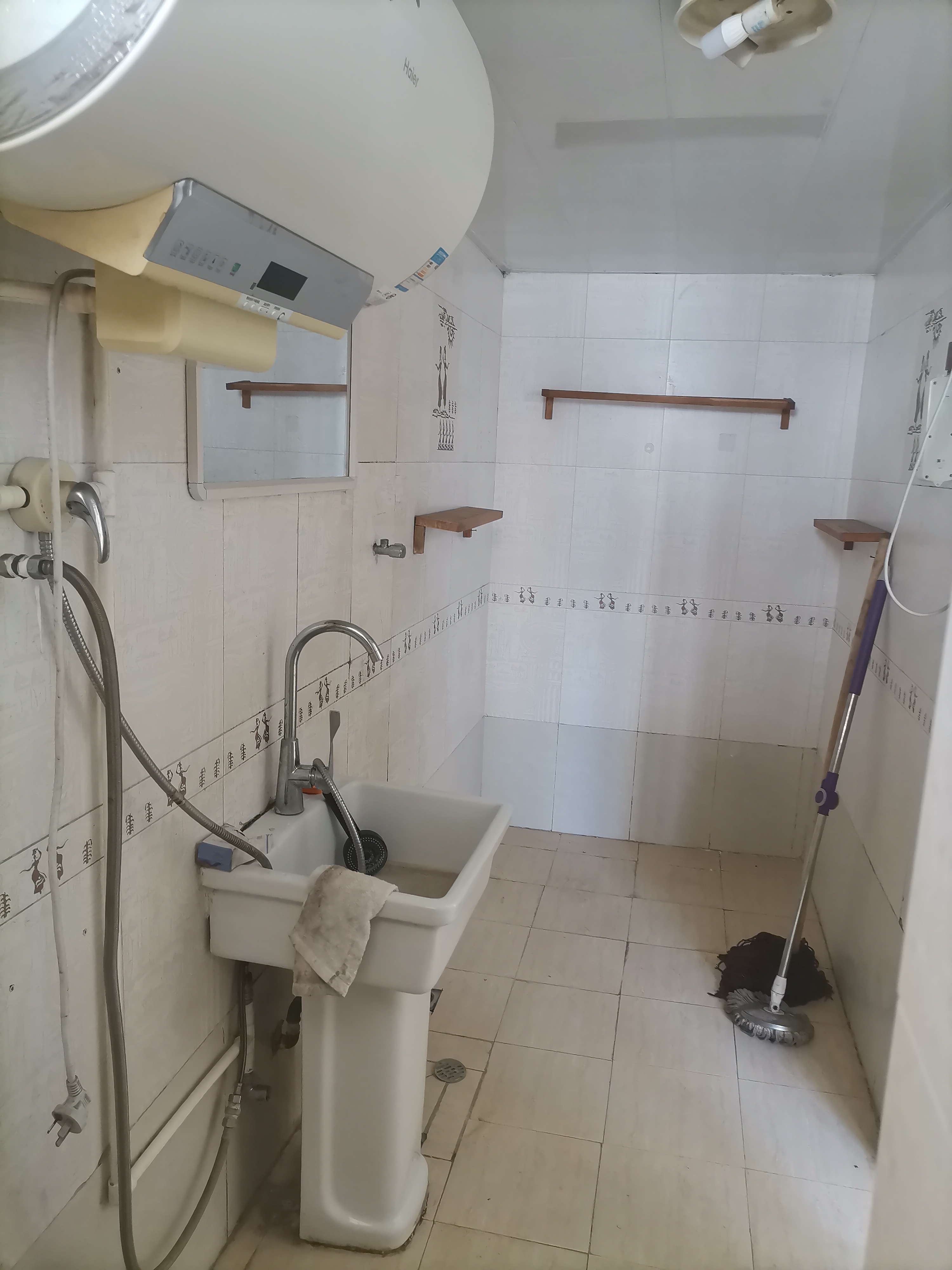 杨庄小区50号楼 随时看房·