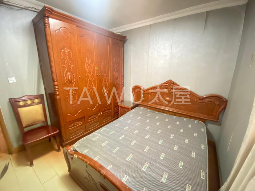 高兴花园一街坊 随时看房·