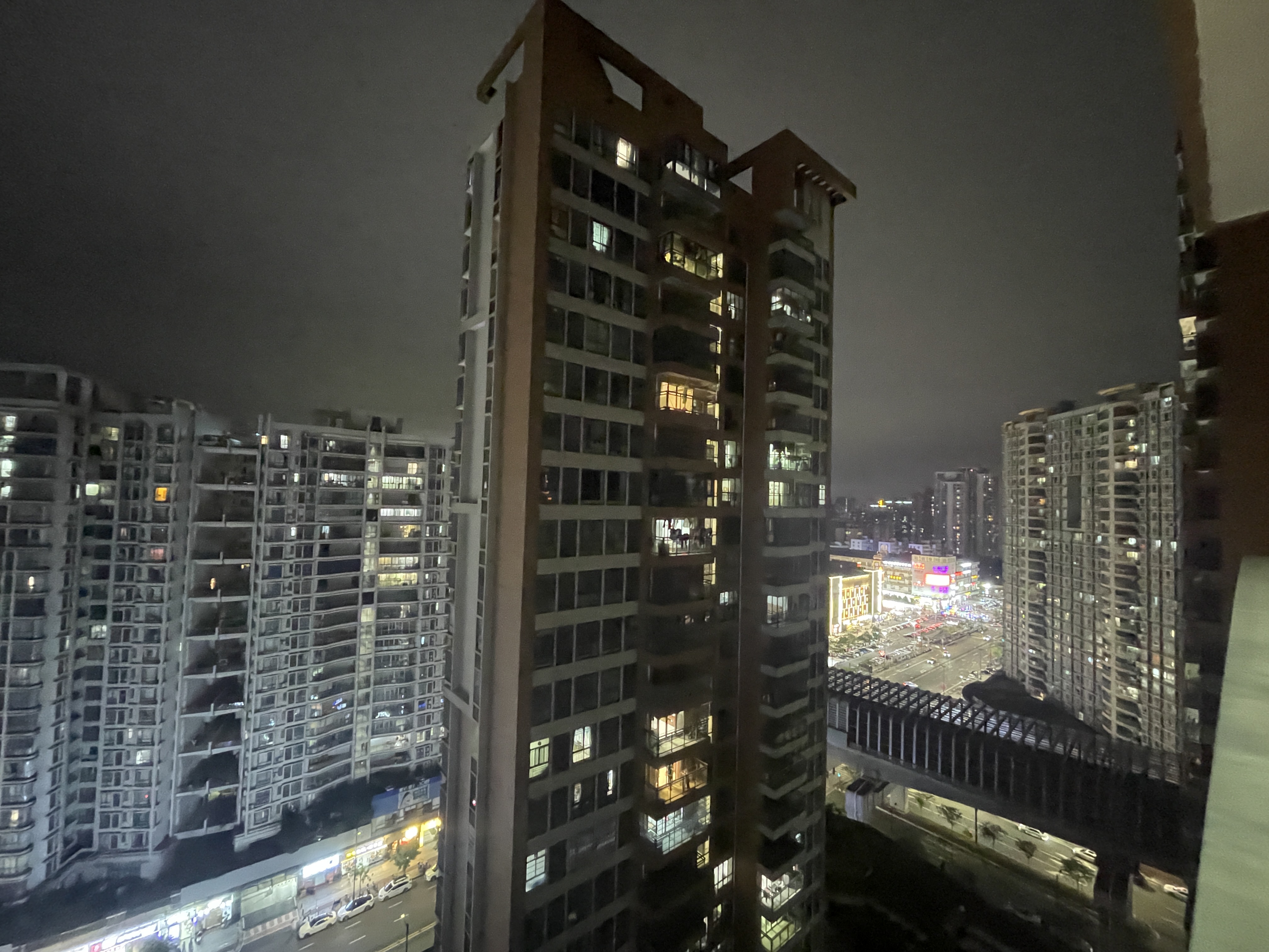 时尚广场 随时看房·