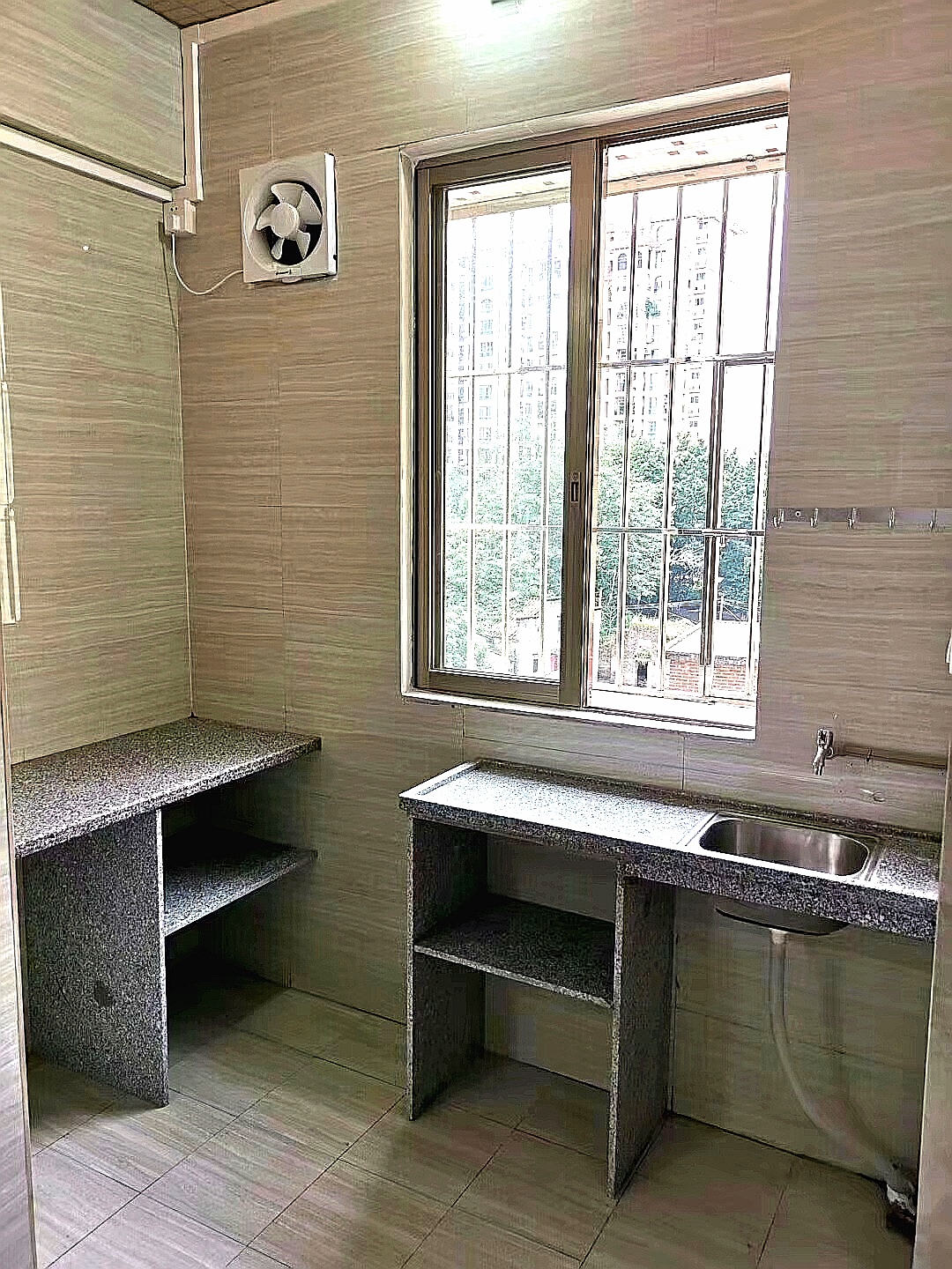 岐岗村自建房 随时看房·