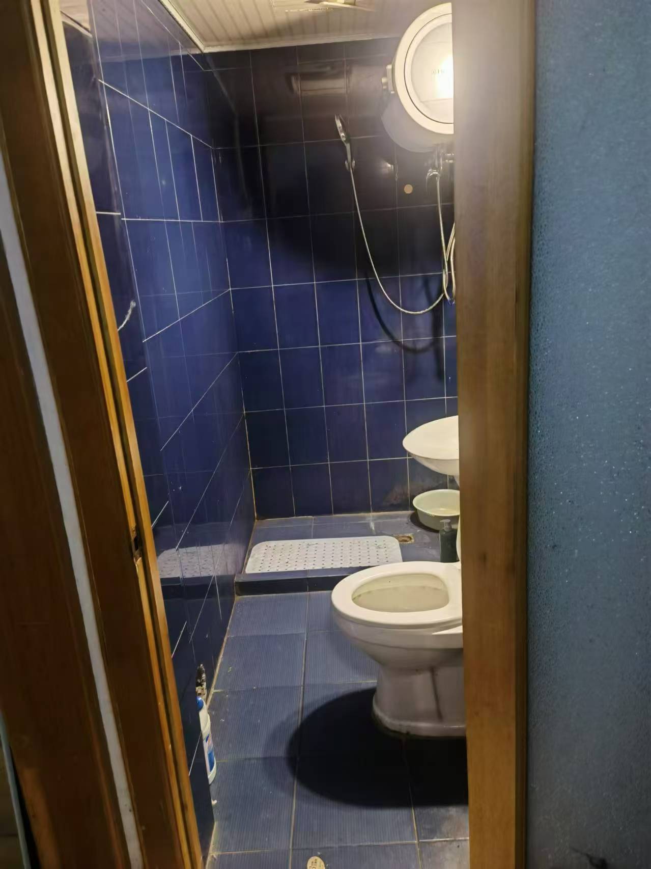潼泾新村 随时看房·