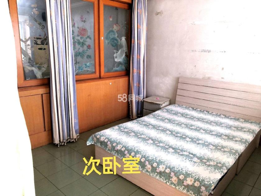 梁府小区 随时看房·