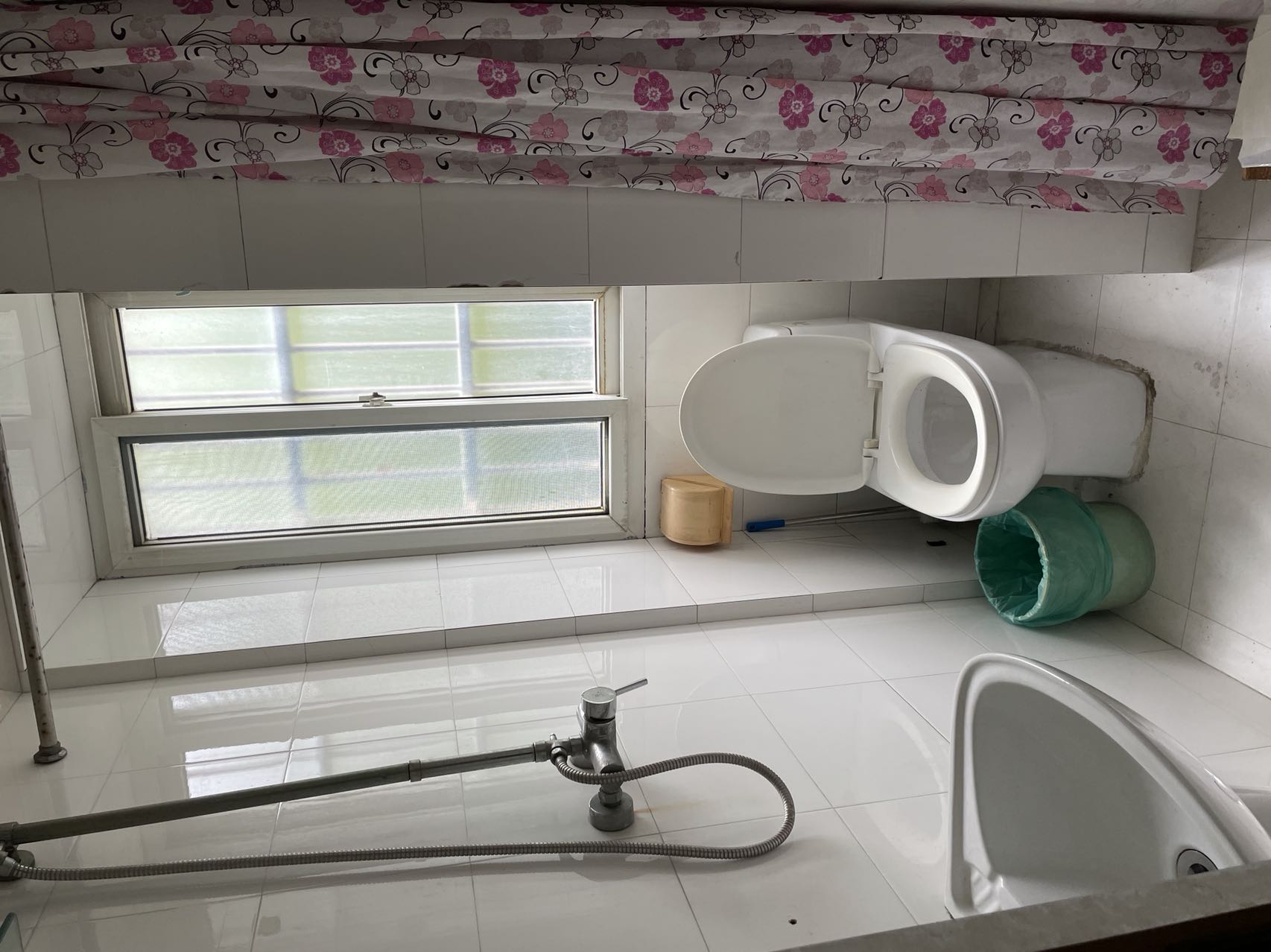 闸弄口新村 随时看房·