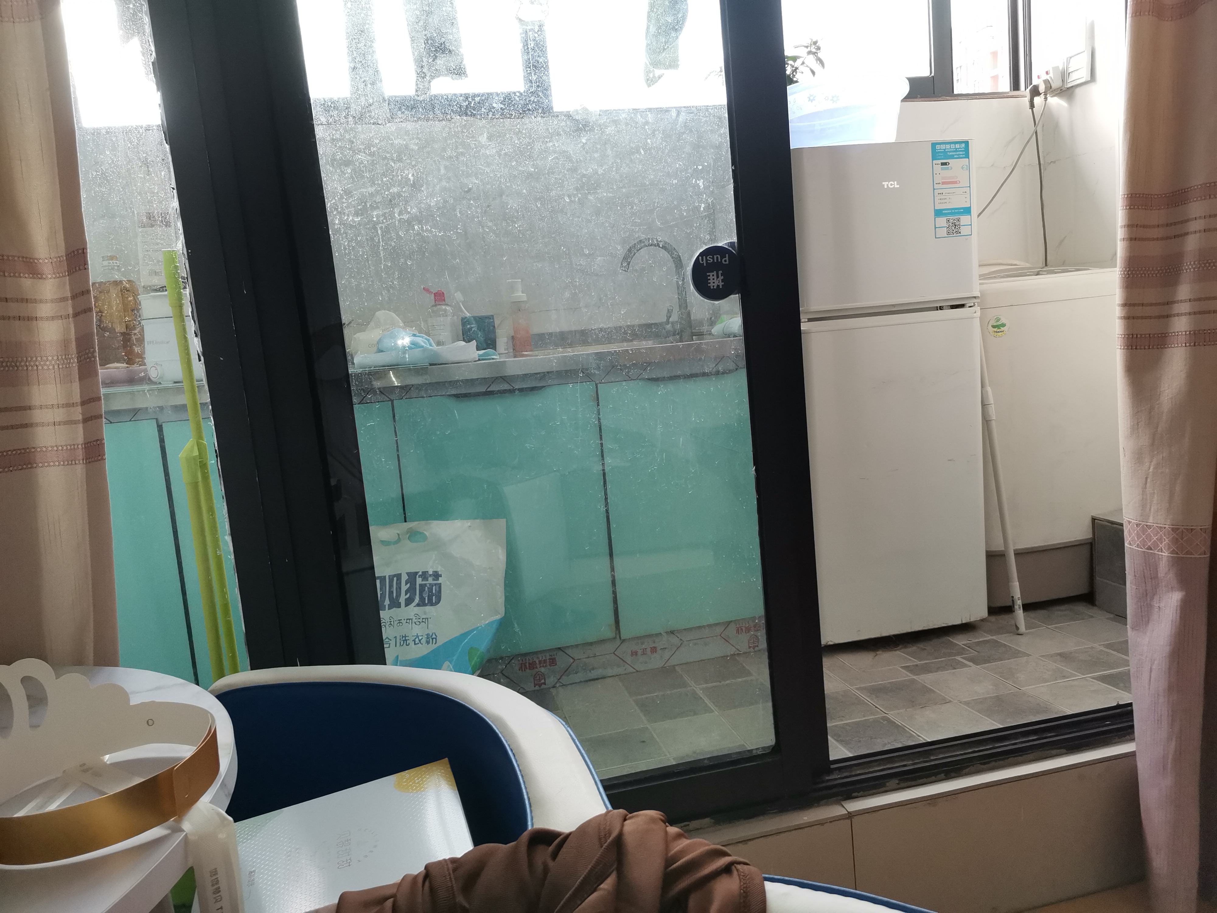 晶都小区 随时看房·
