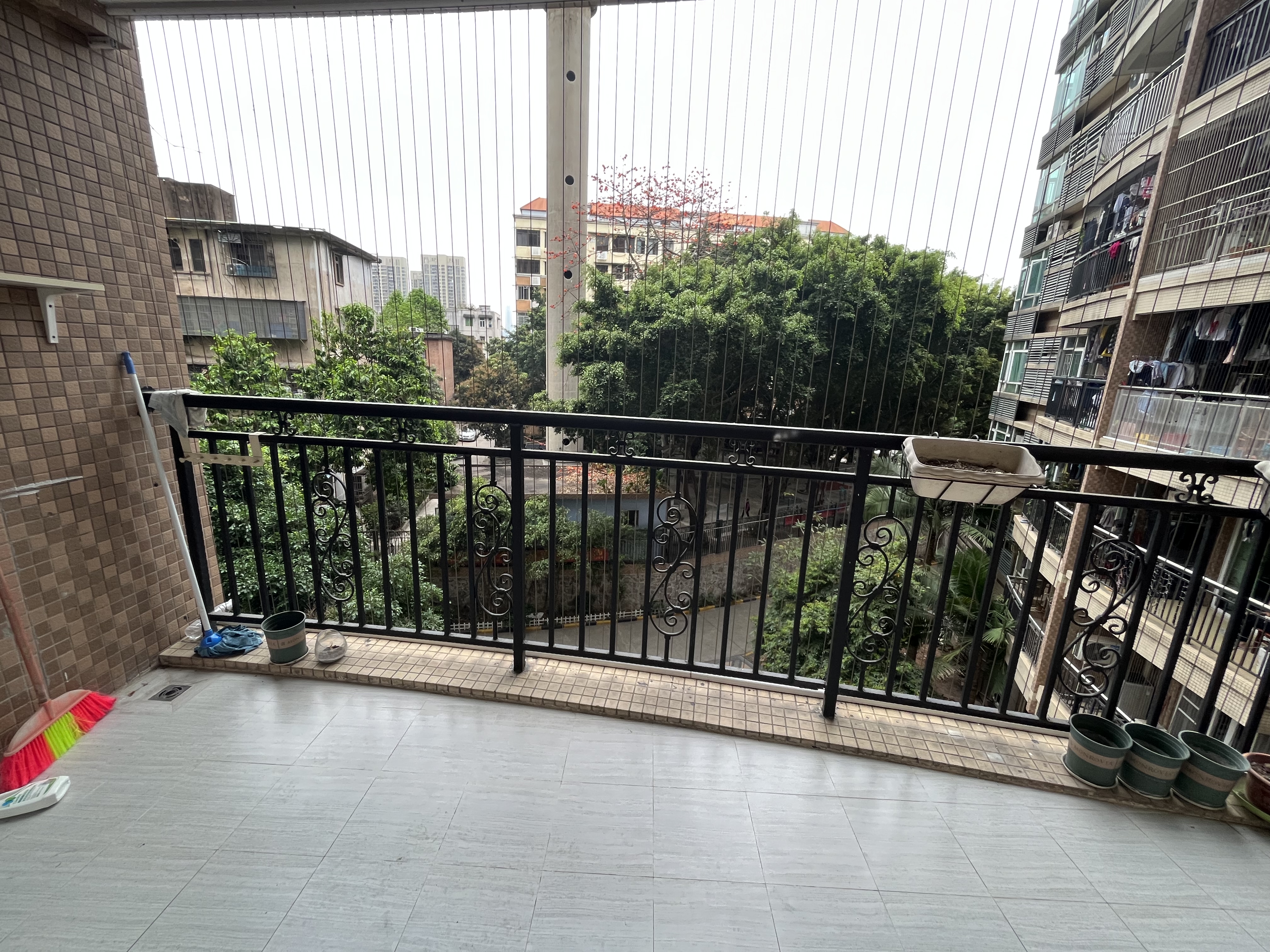 怡新花园 随时看房·