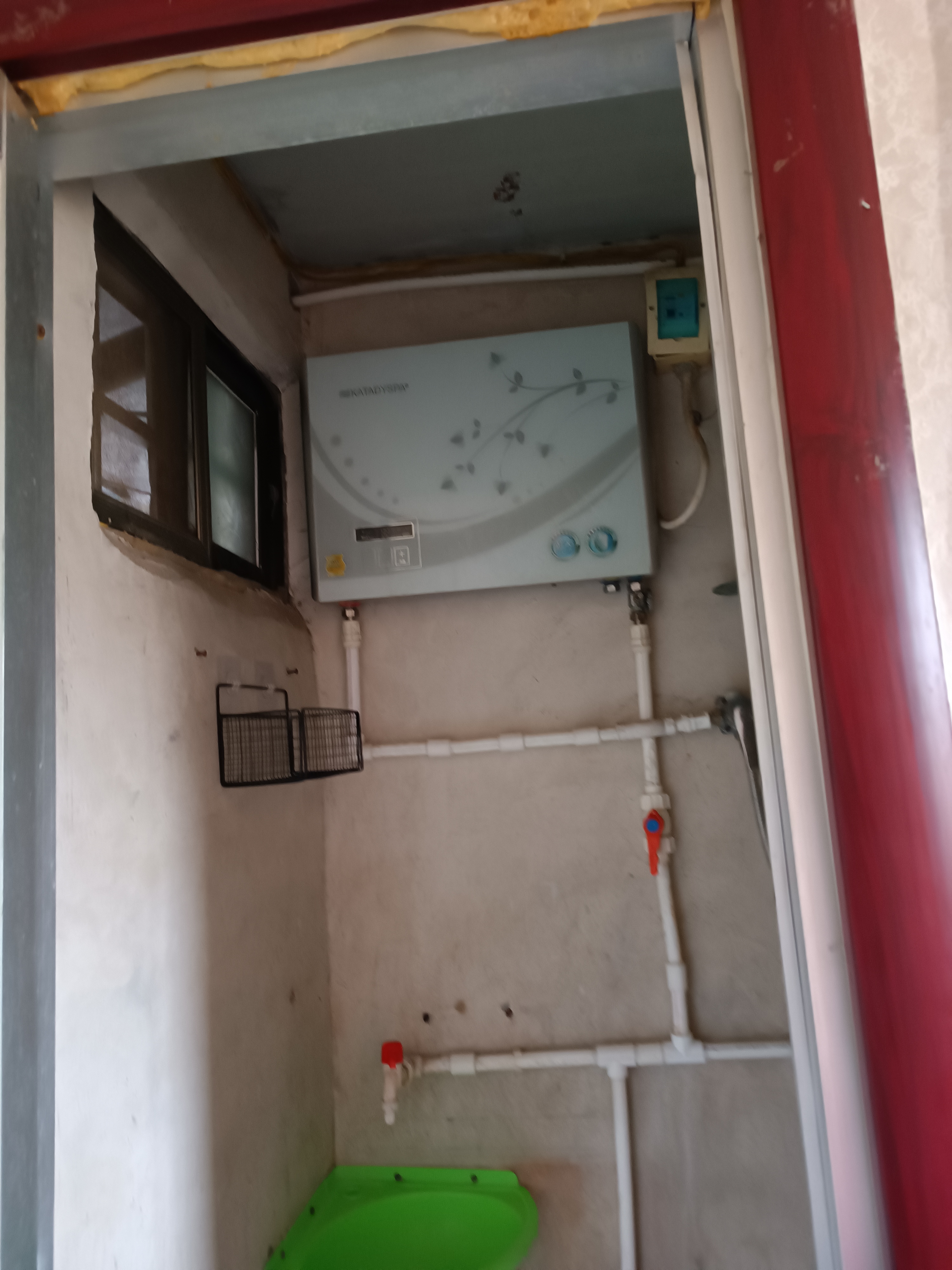 新新华路李楼一室一卫内有卫生间热水器空调 随时看房·