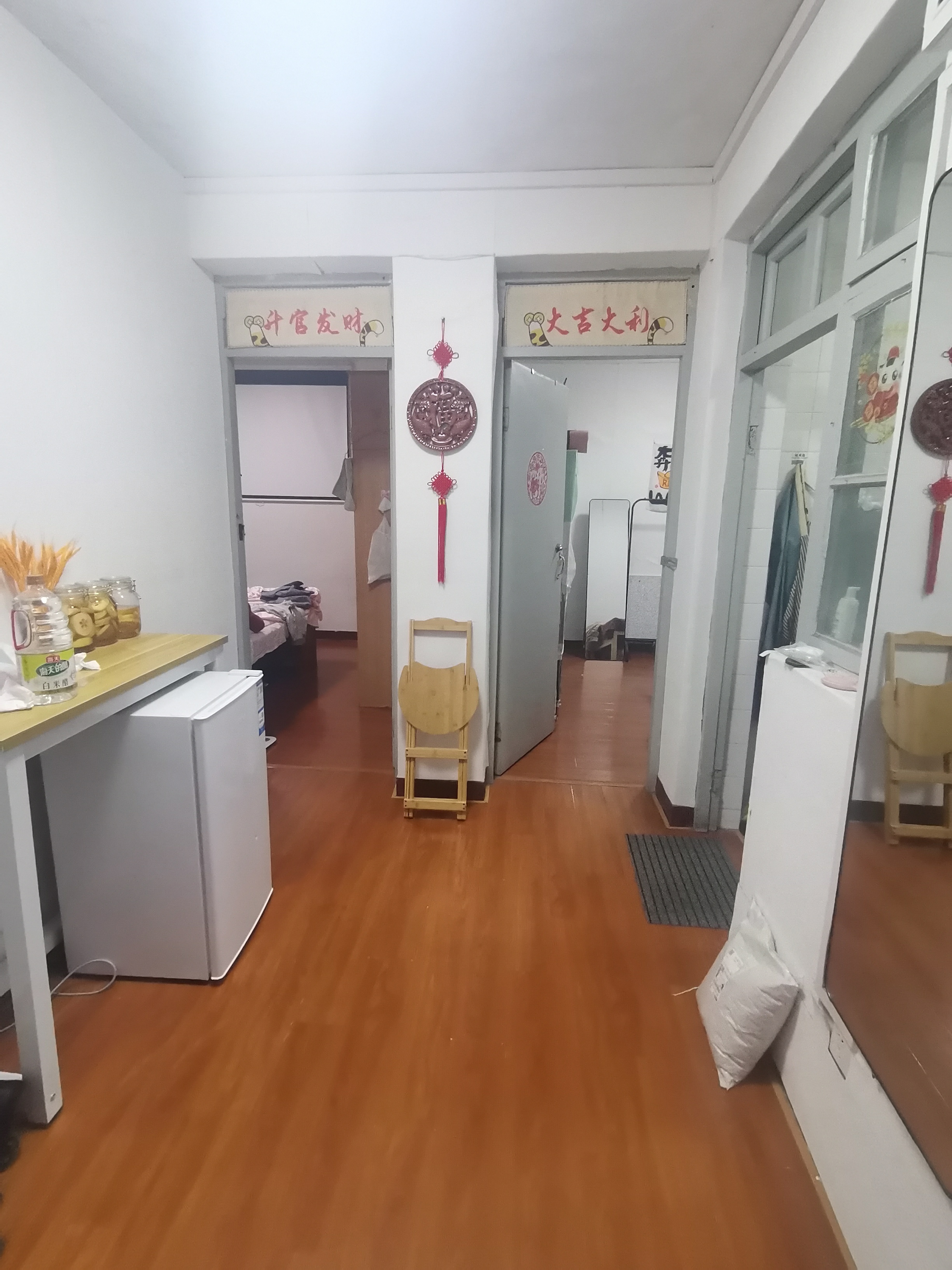 番禺路222弄小区 2居室 2700元/月