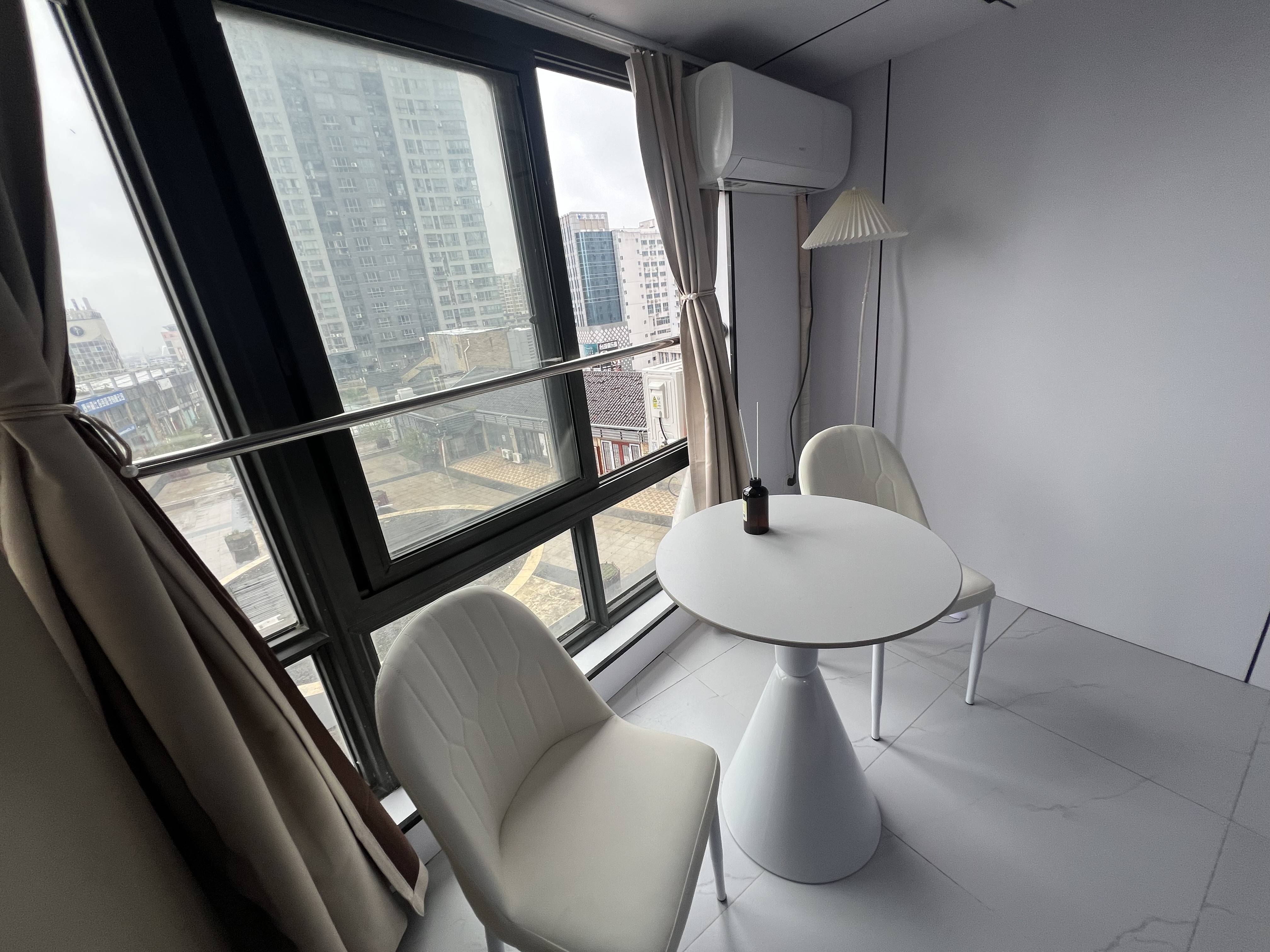 财富广场 随时看房·