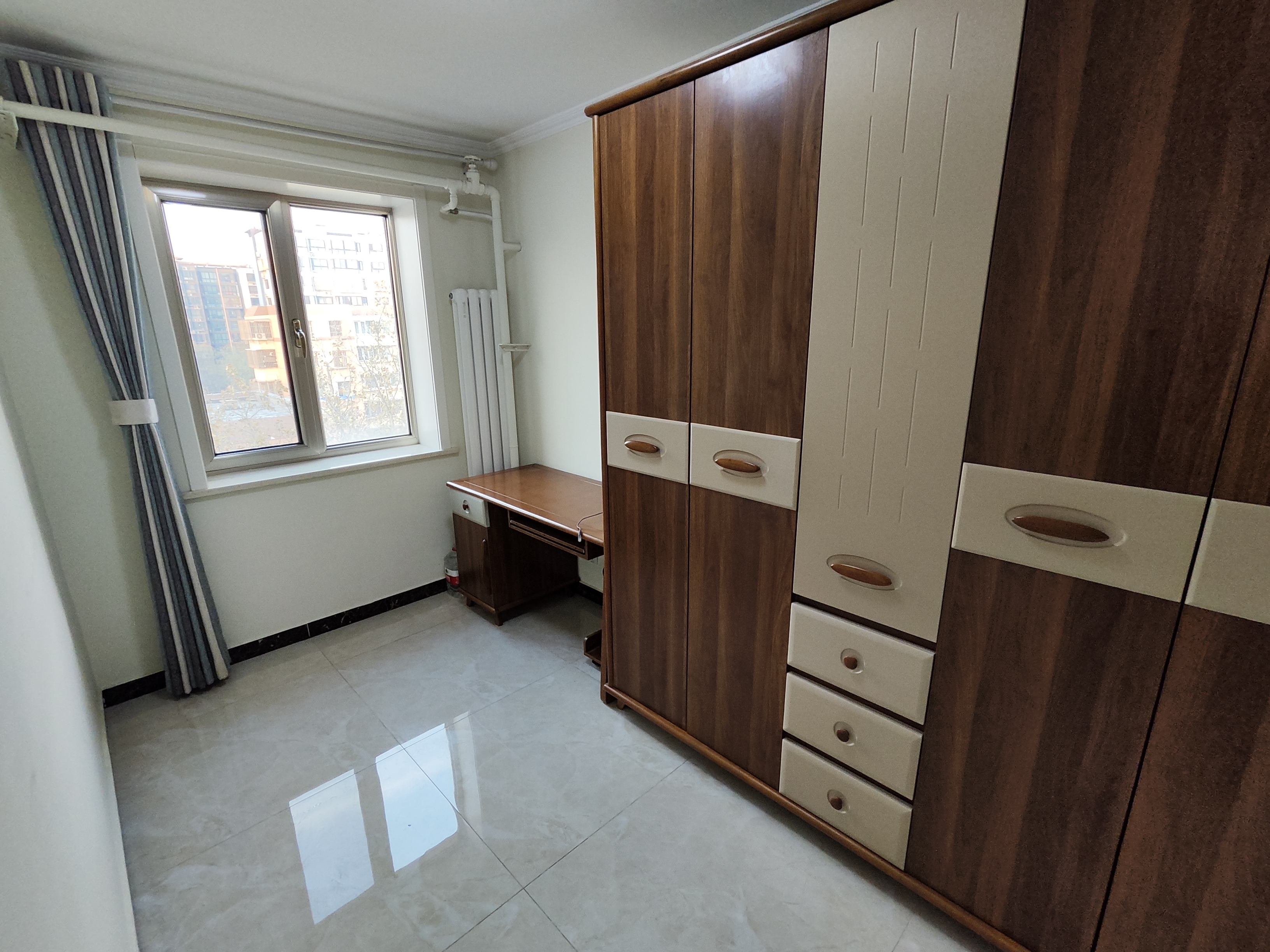 玉桥北里小区 随时看房·